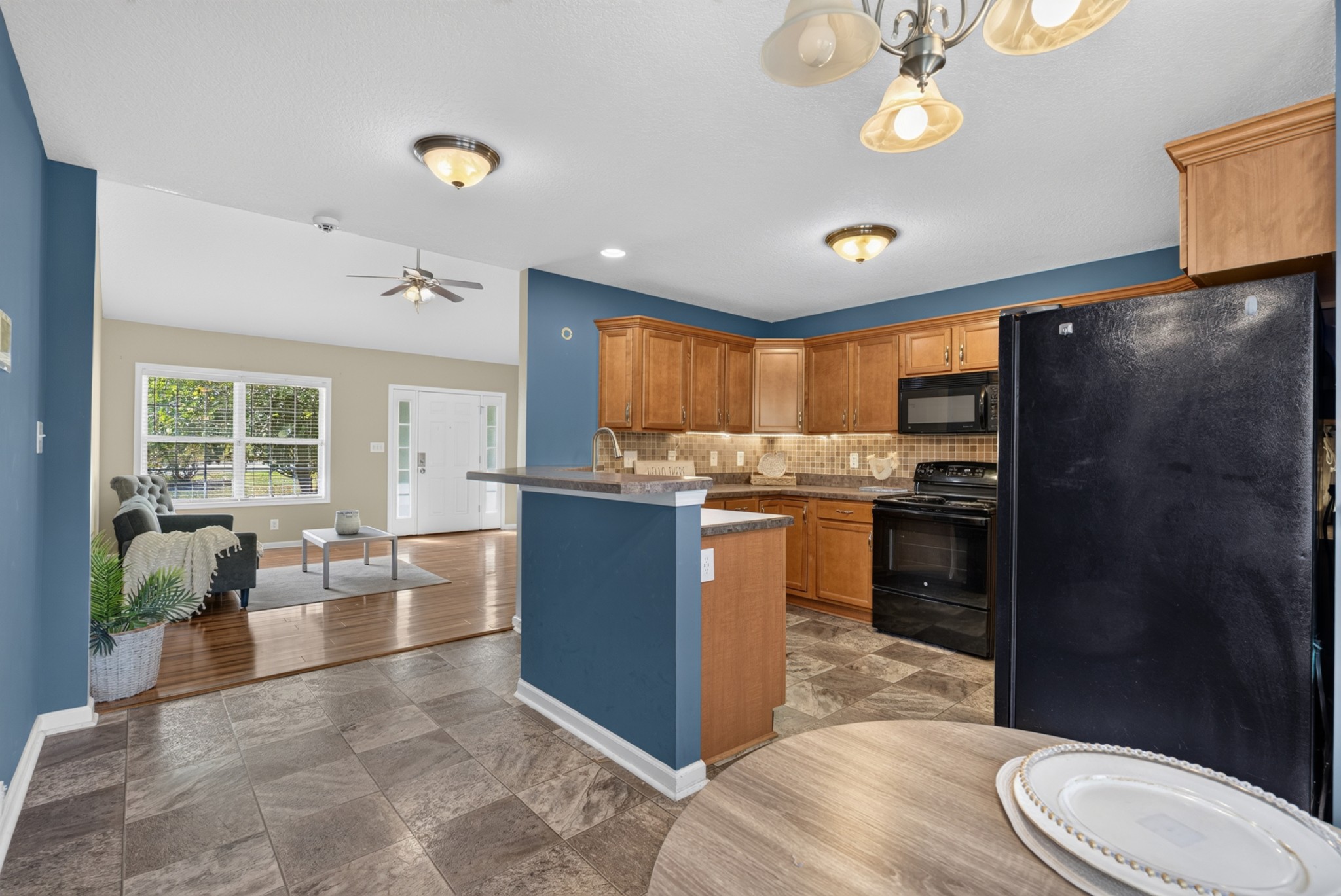 225 Raintree Dr Property Photo 15