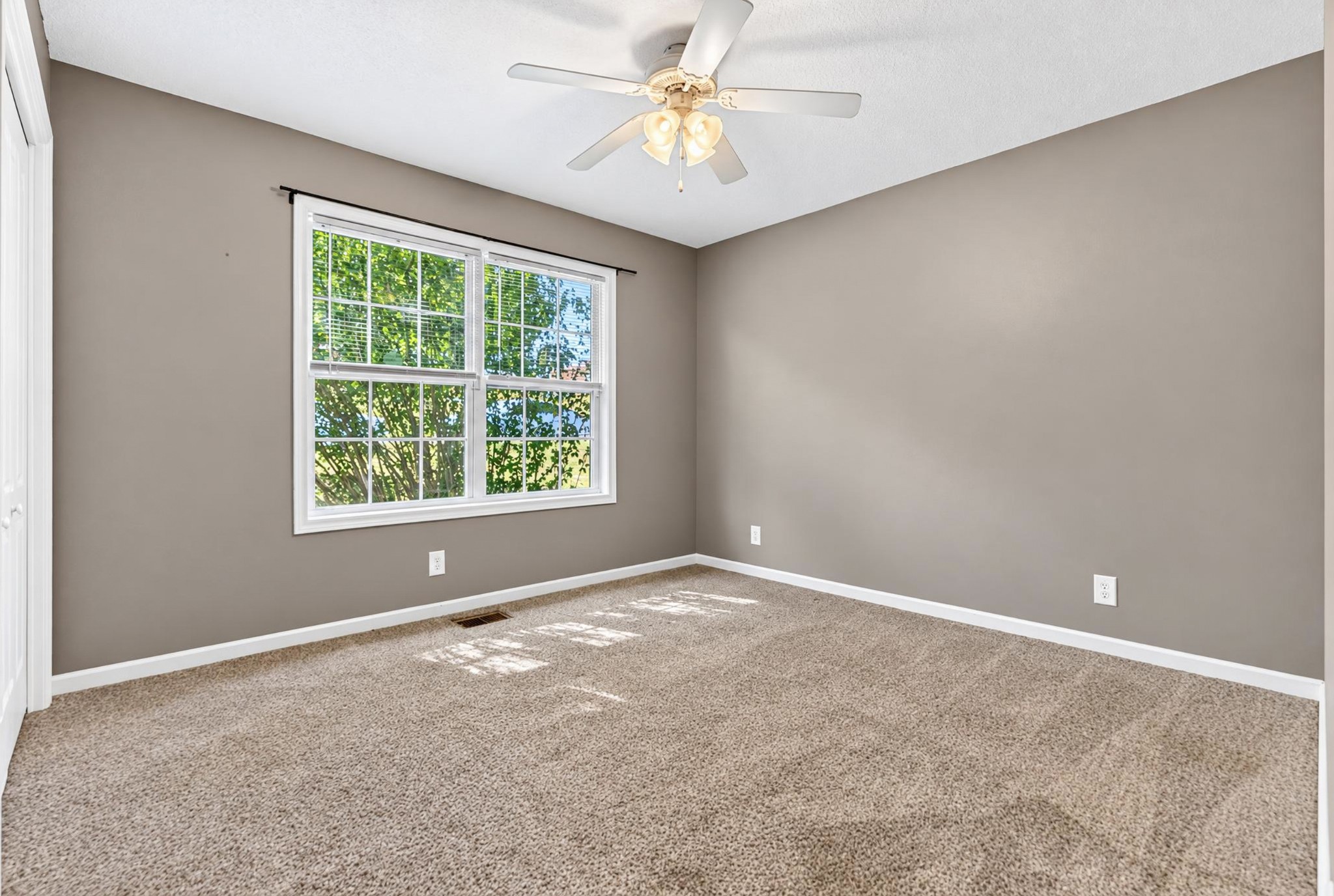 225 Raintree Dr Property Photo 23