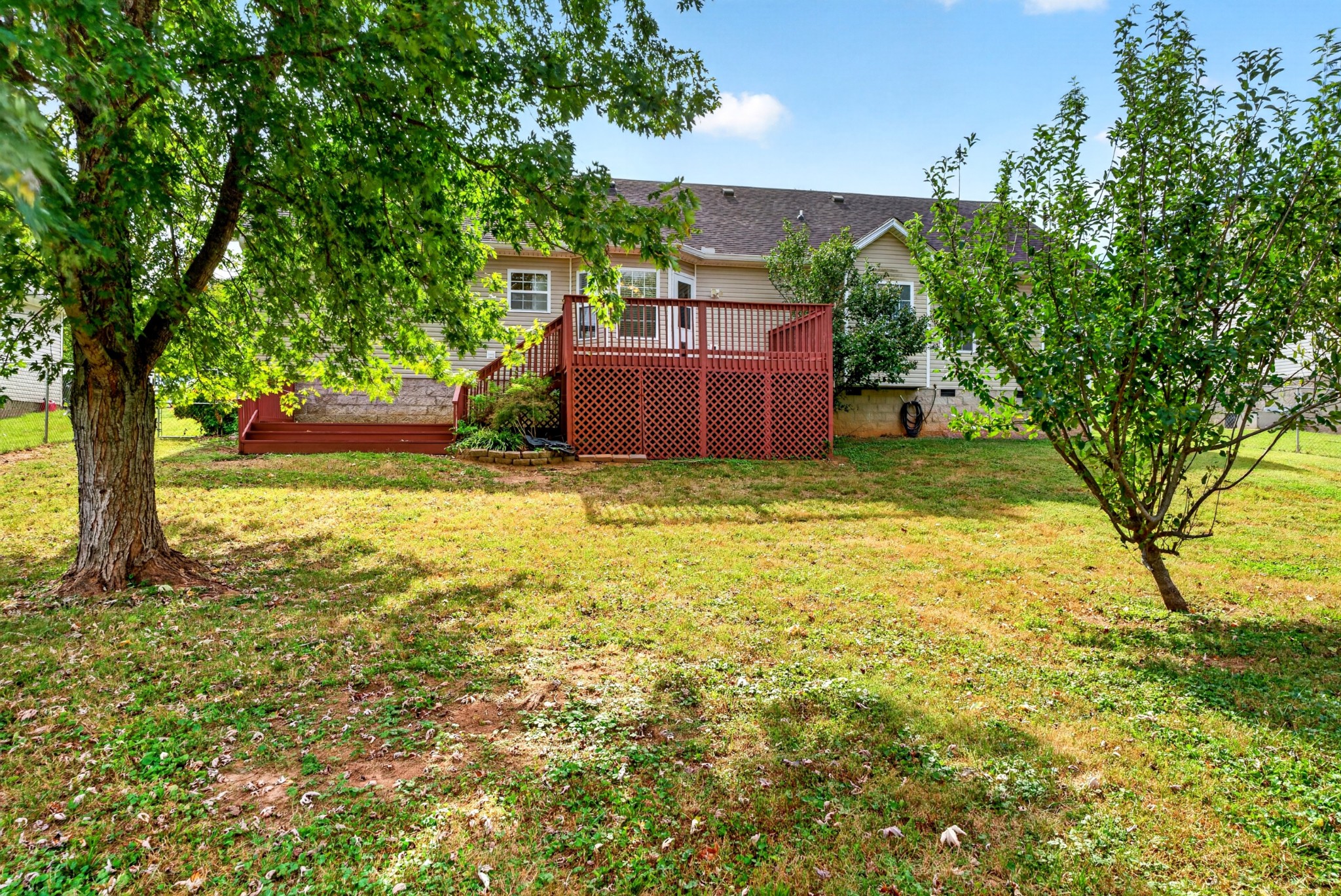 225 Raintree Dr Property Photo 29