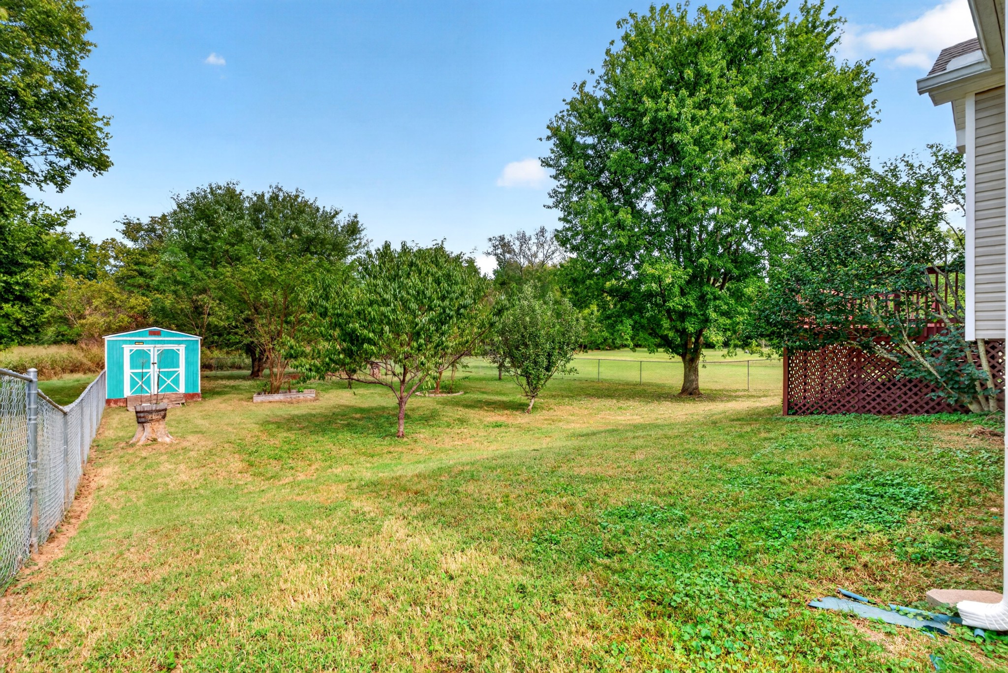 225 Raintree Dr Property Photo 30