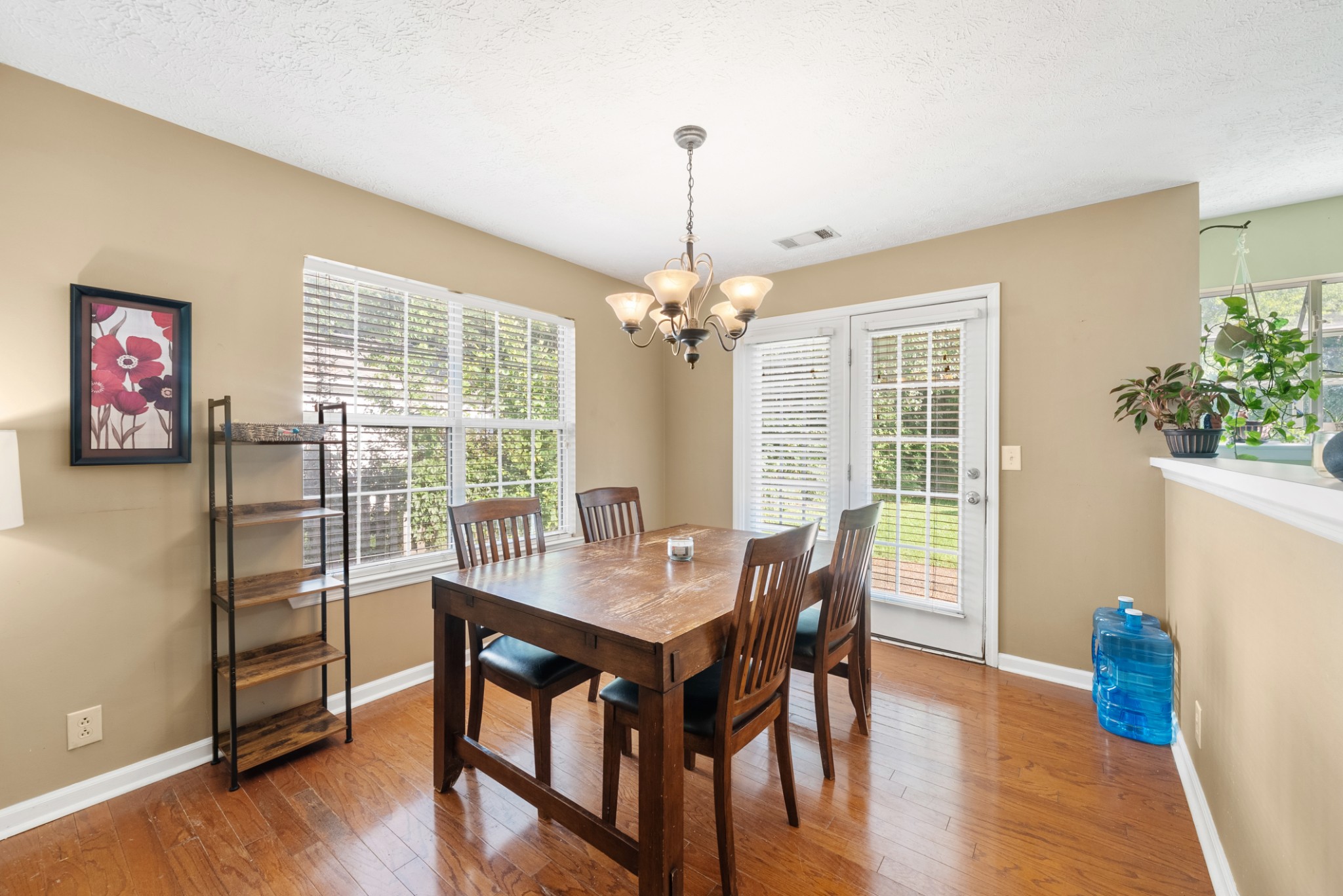6009 Penbrook Dr Property Photo 10