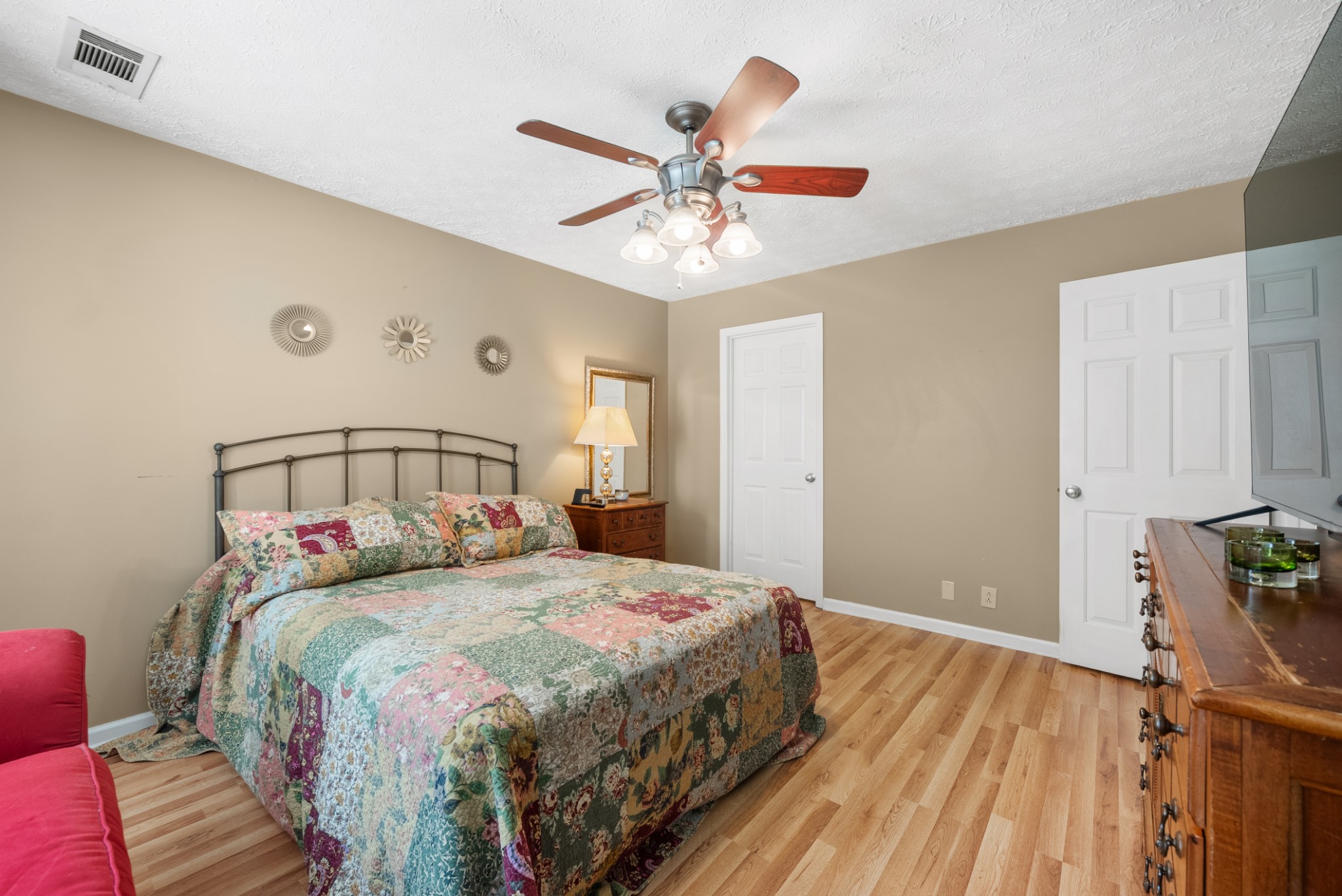 6009 Penbrook Dr Property Photo 17