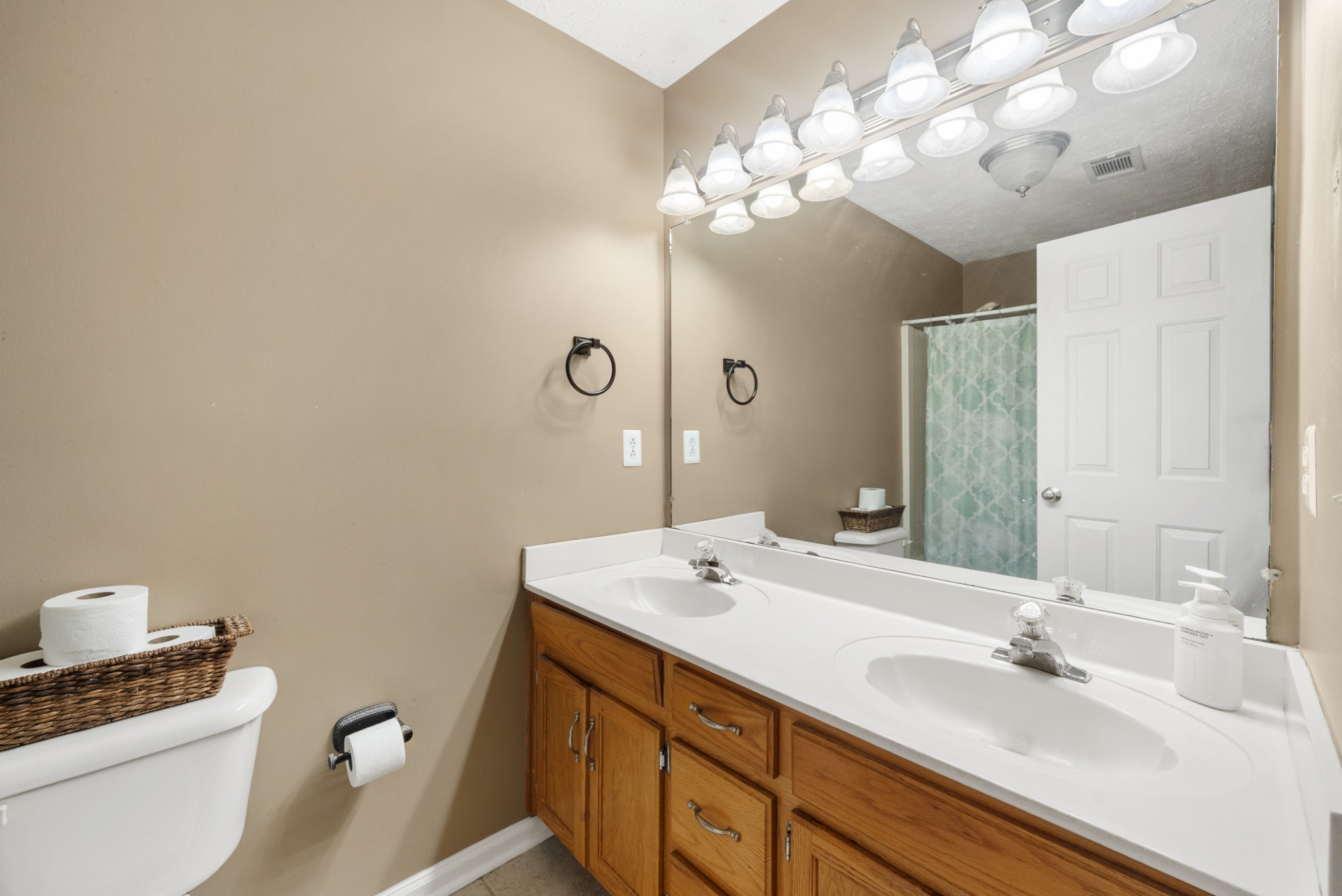 6009 Penbrook Dr Property Photo 19