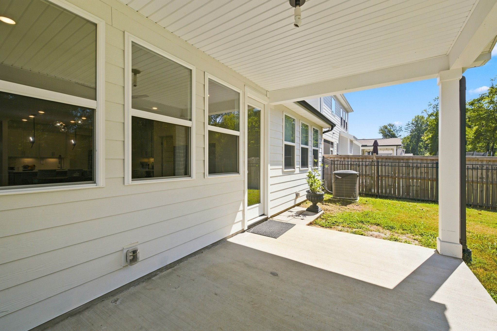 3519 Desinda Dr Property Photo 17