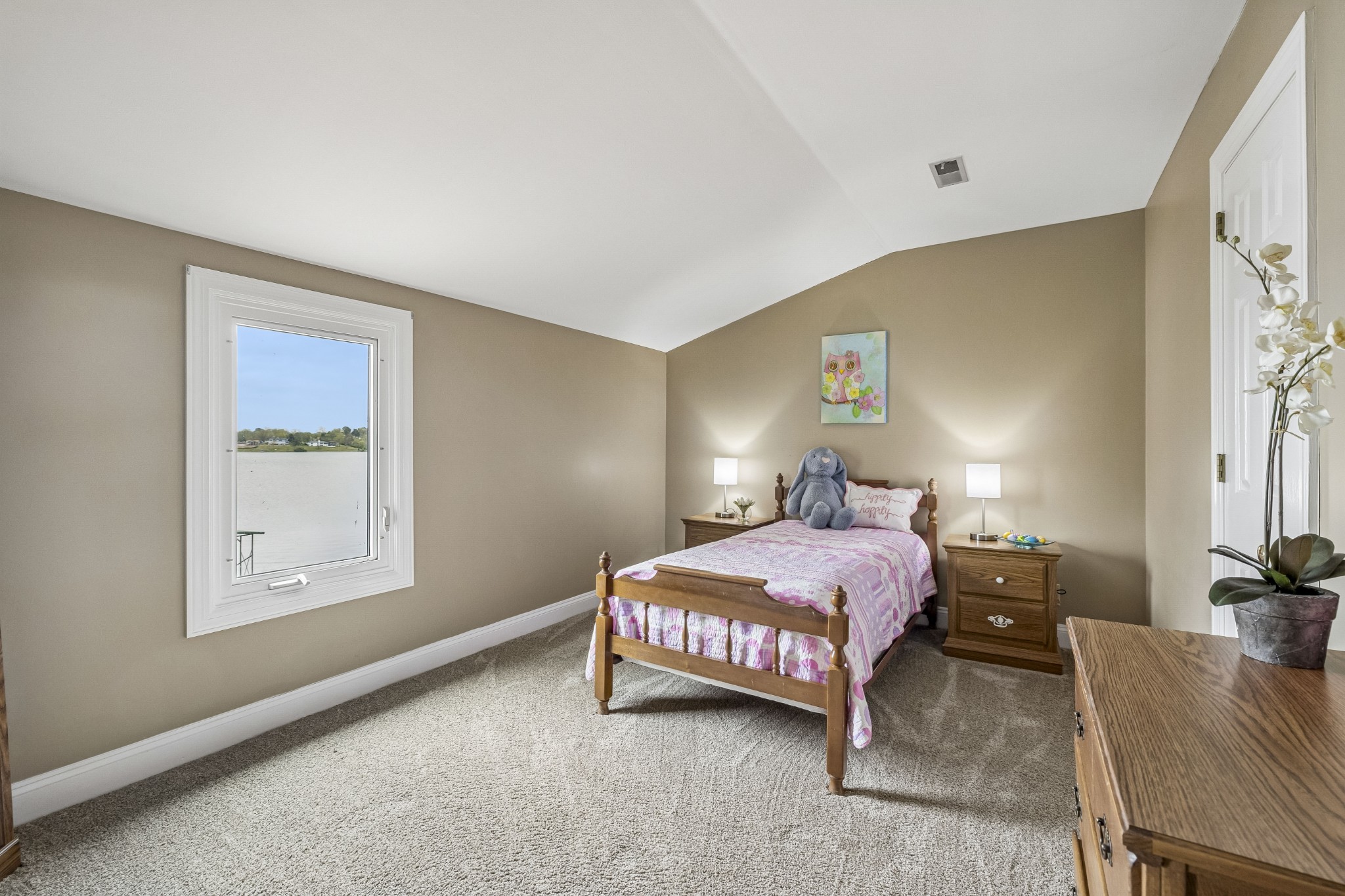 3211 Lakeshore Dr Property Photo 45