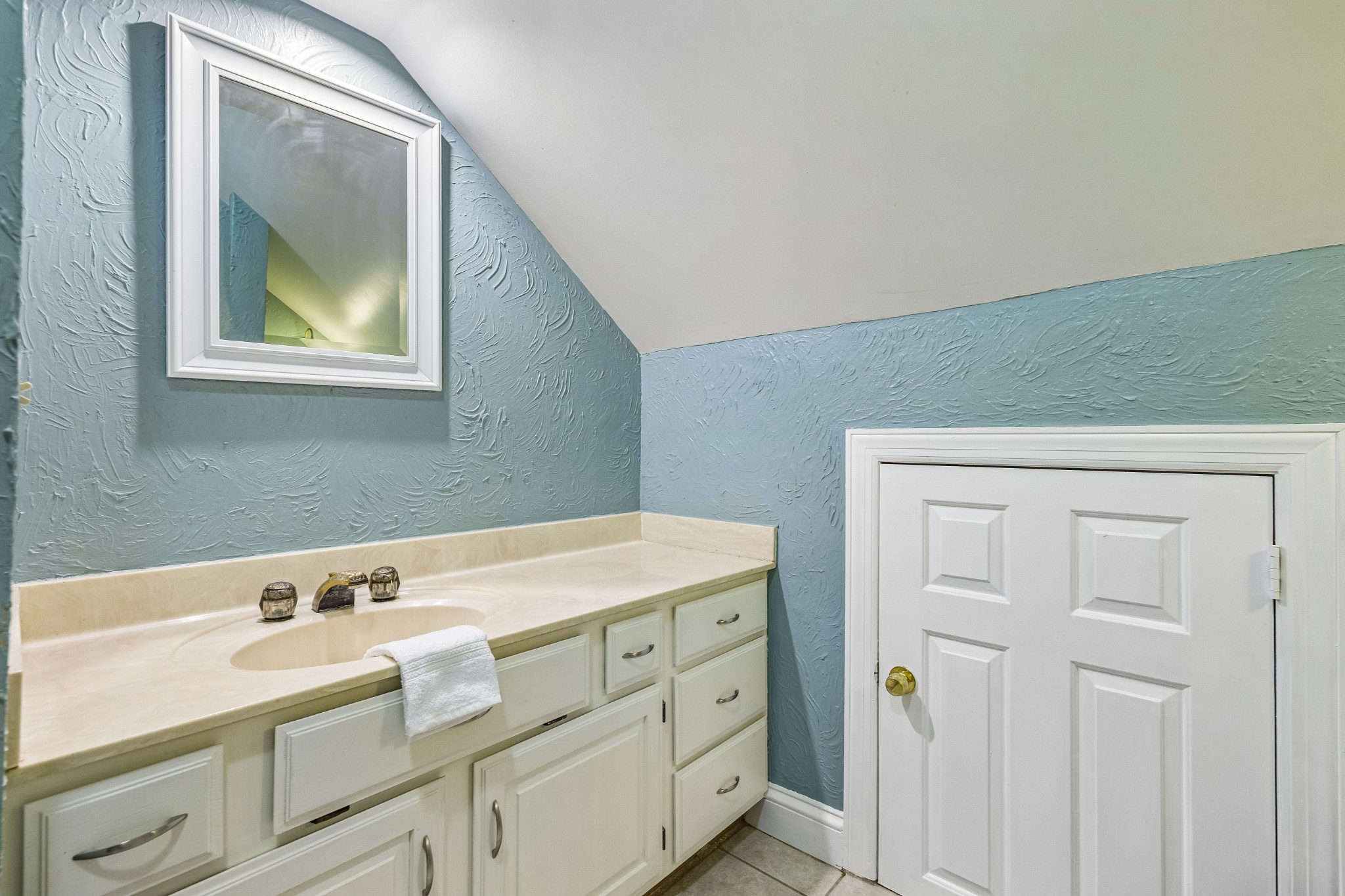 3211 Lakeshore Dr Property Photo 49