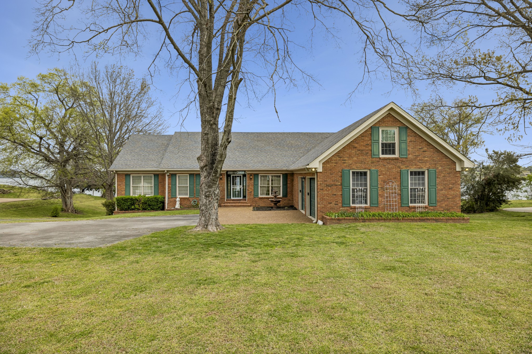3211 Lakeshore Dr Property Photo 66
