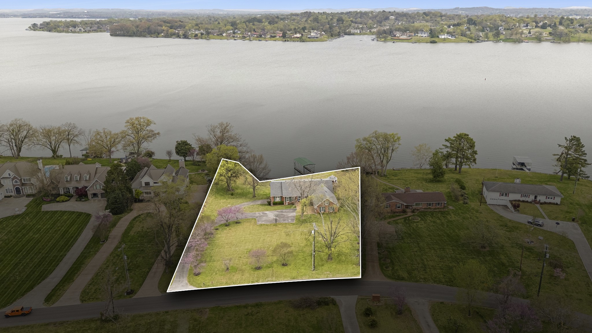 3211 Lakeshore Dr Property Photo 67