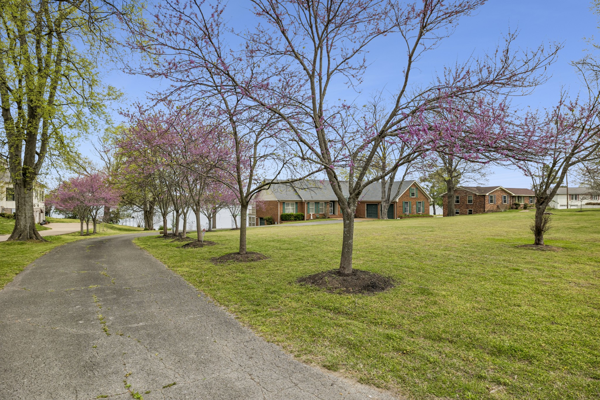 3211 Lakeshore Dr Property Photo 68