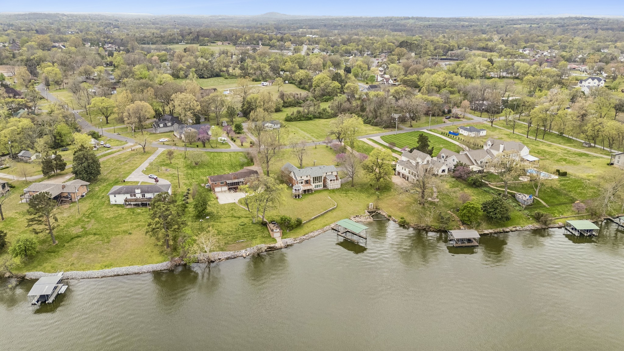 3211 Lakeshore Dr Property Photo 72