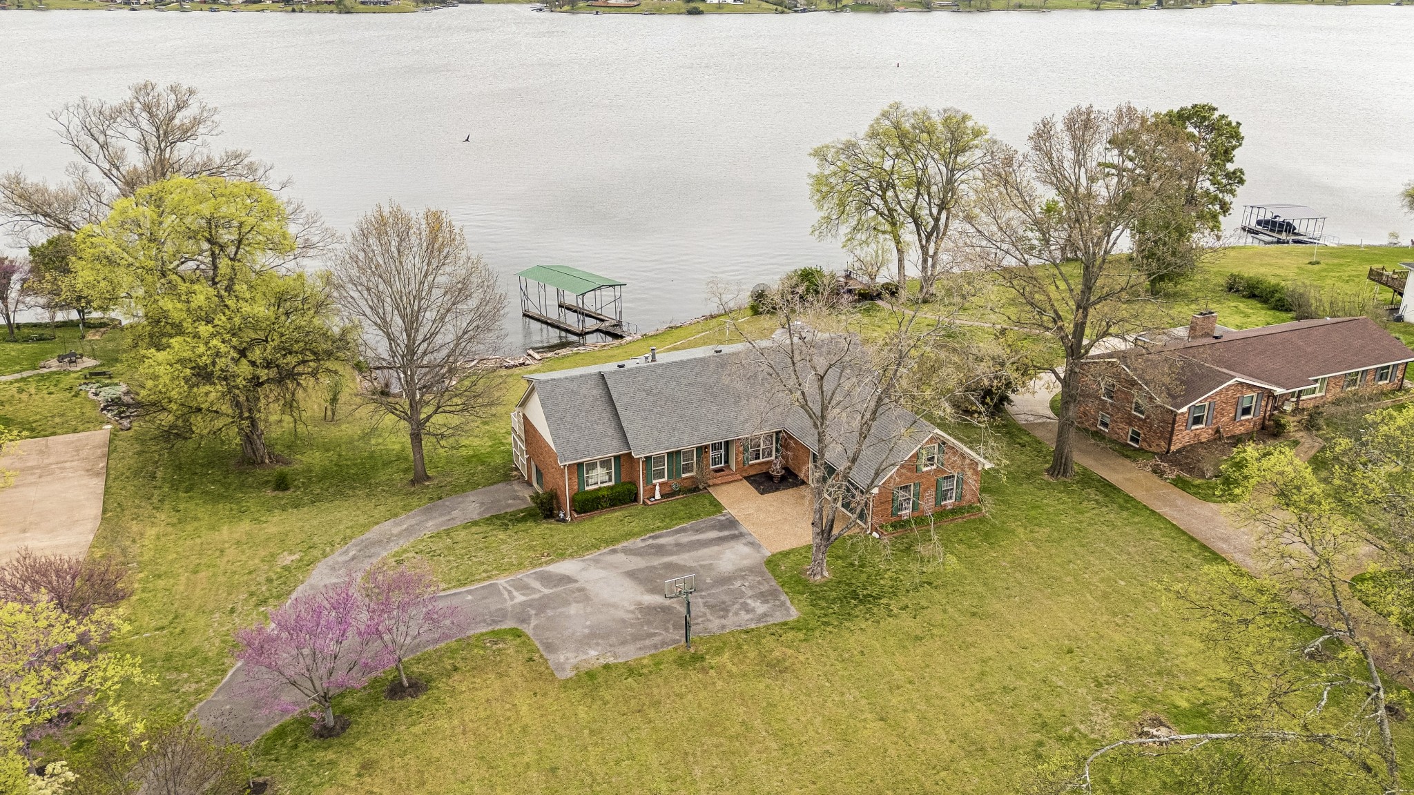 3211 Lakeshore Dr Property Photo 74
