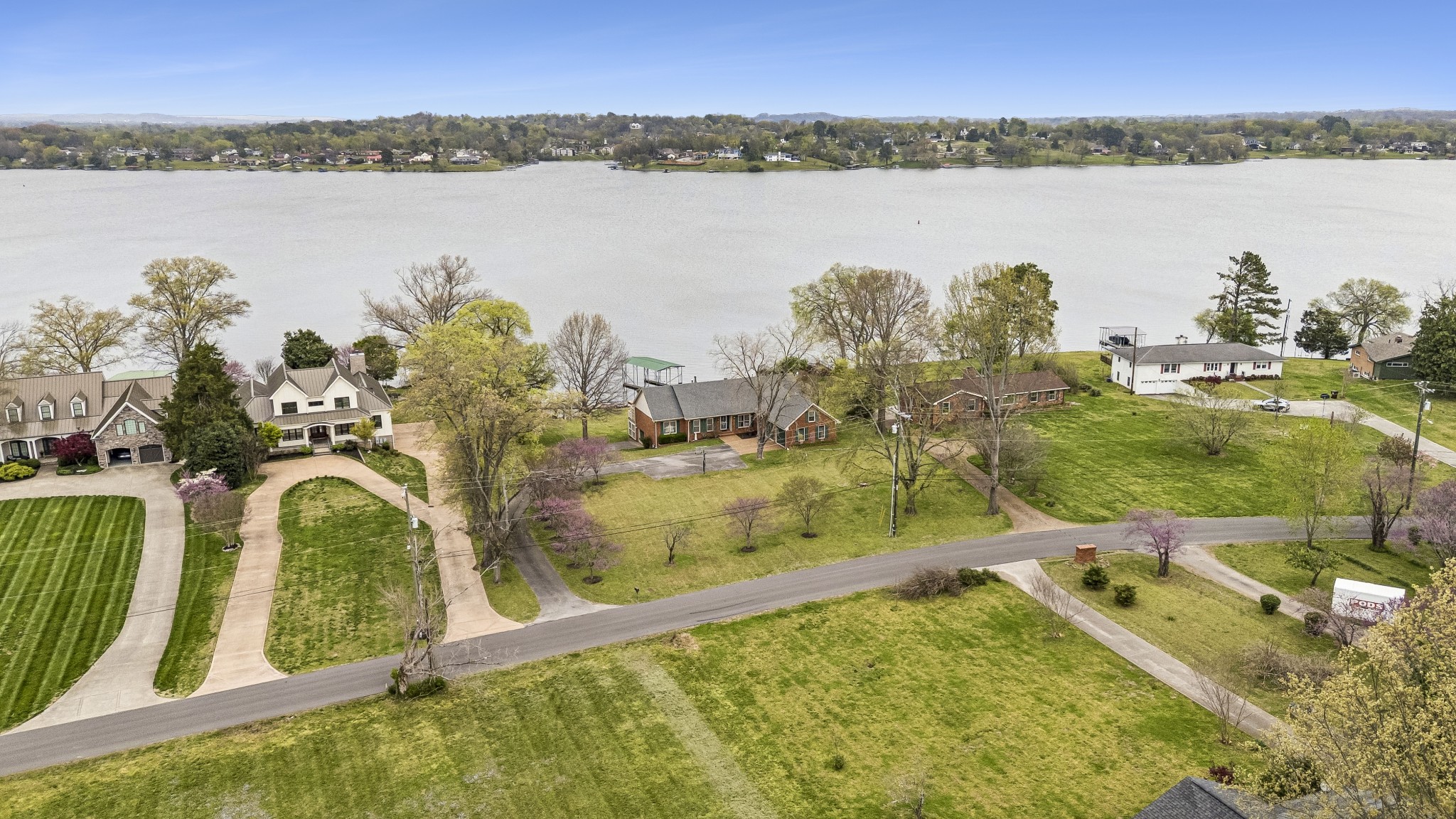 3211 Lakeshore Dr Property Photo 81