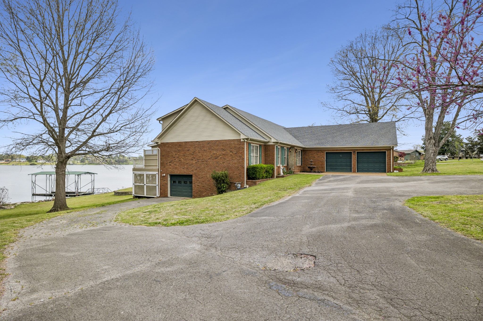 3211 Lakeshore Dr Property Photo 83