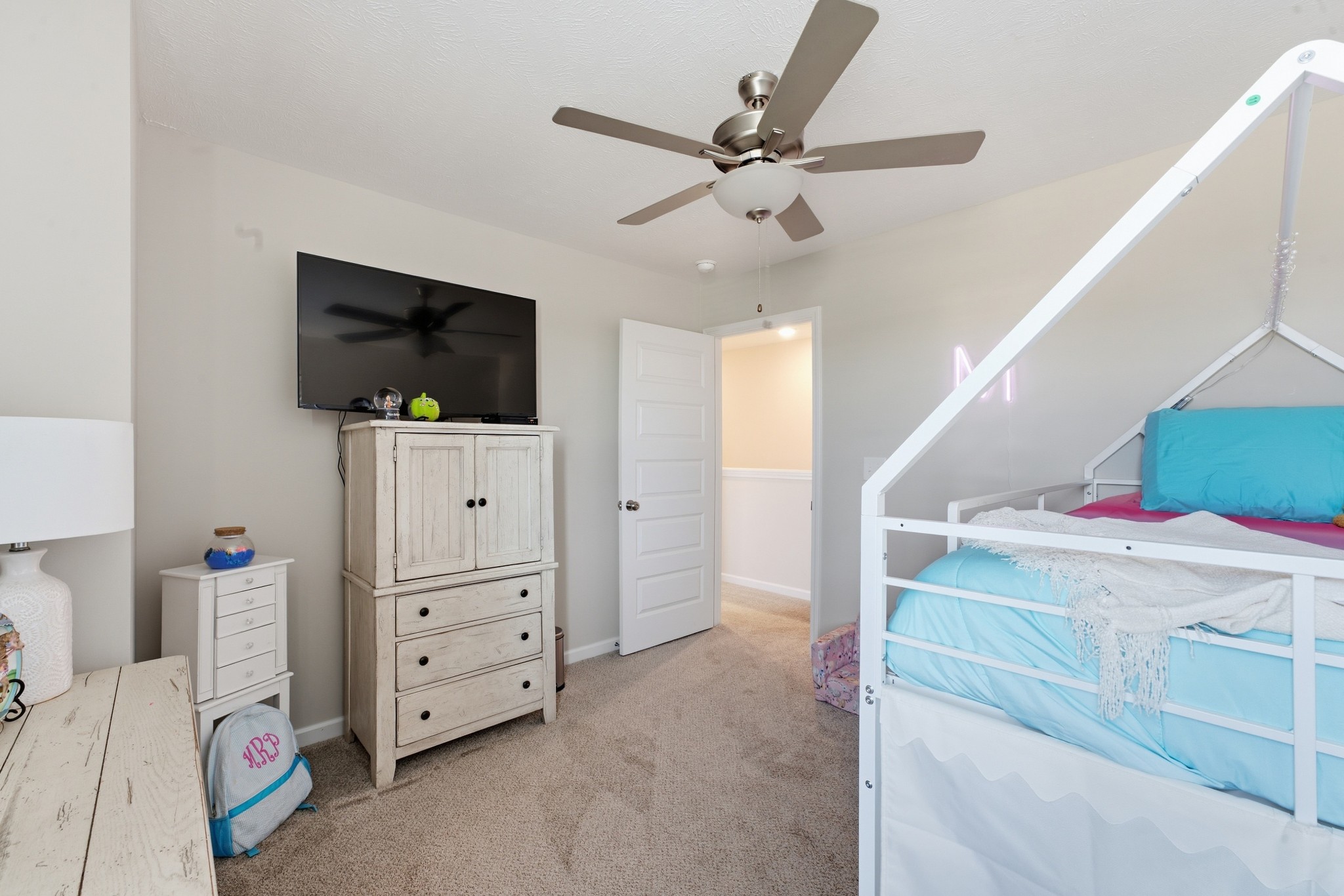 54 Legacy St Property Photo 19
