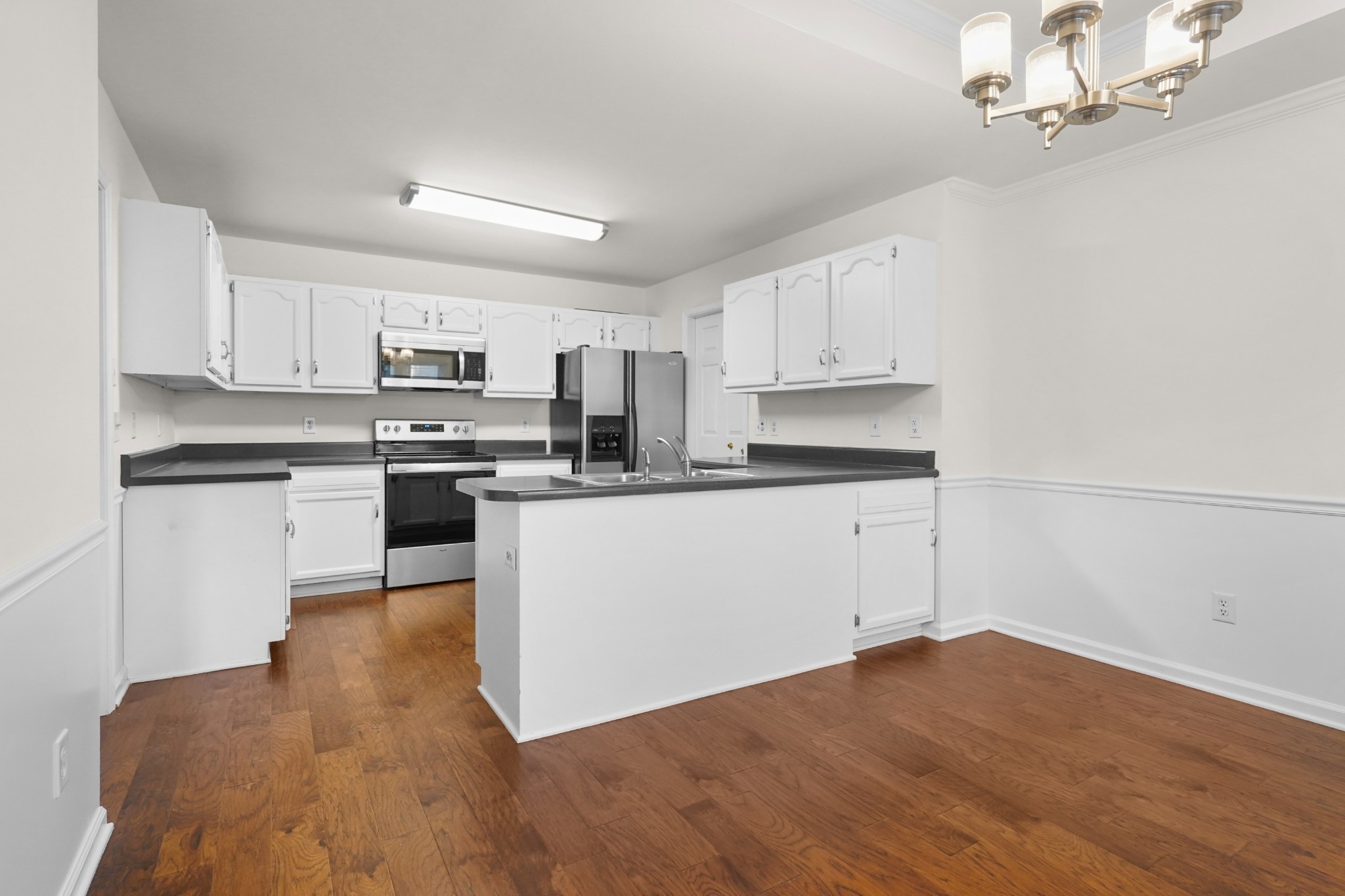 1503 Birchwood Cir Property Photo 8