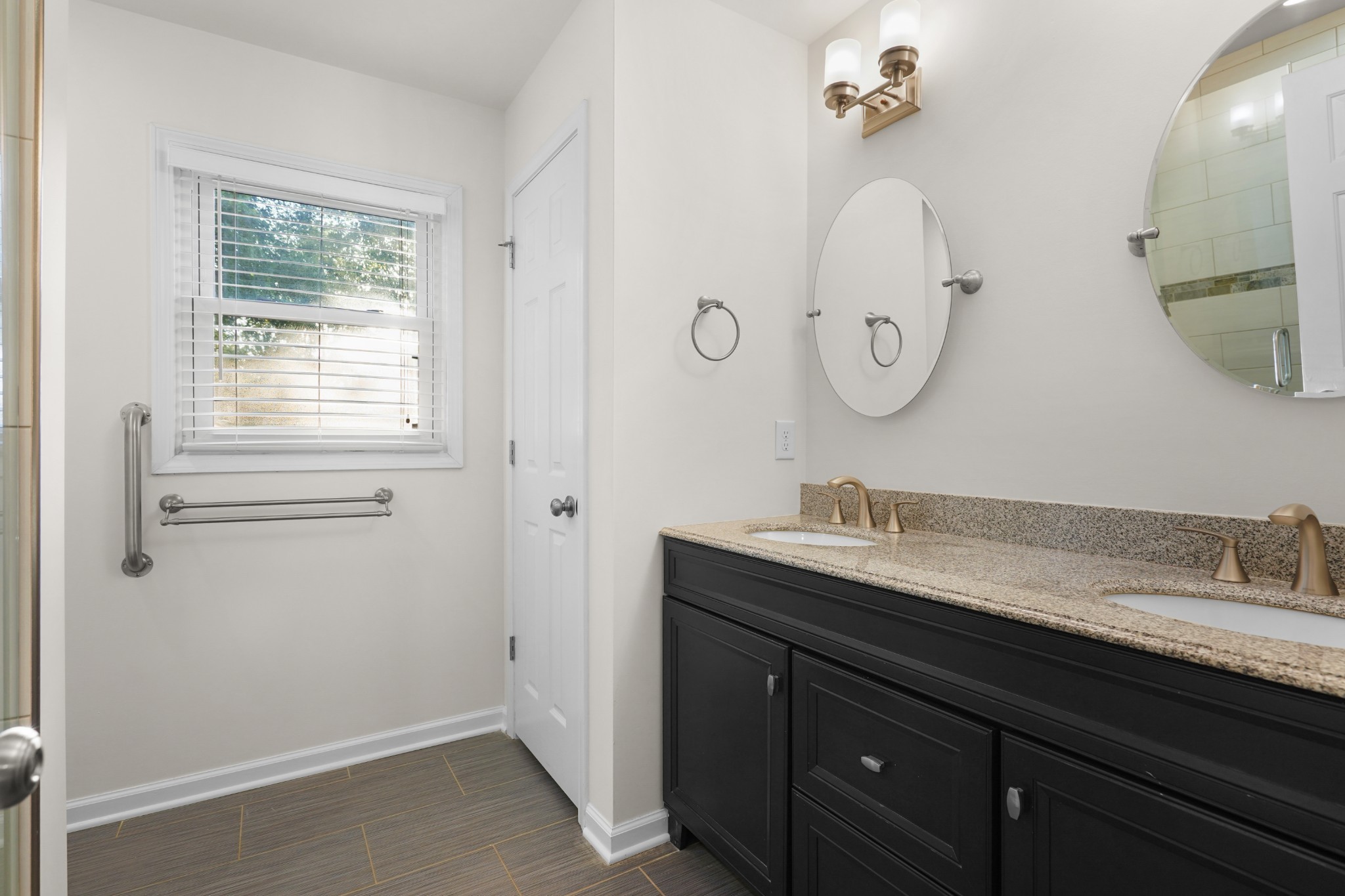 1503 Birchwood Cir Property Photo 21