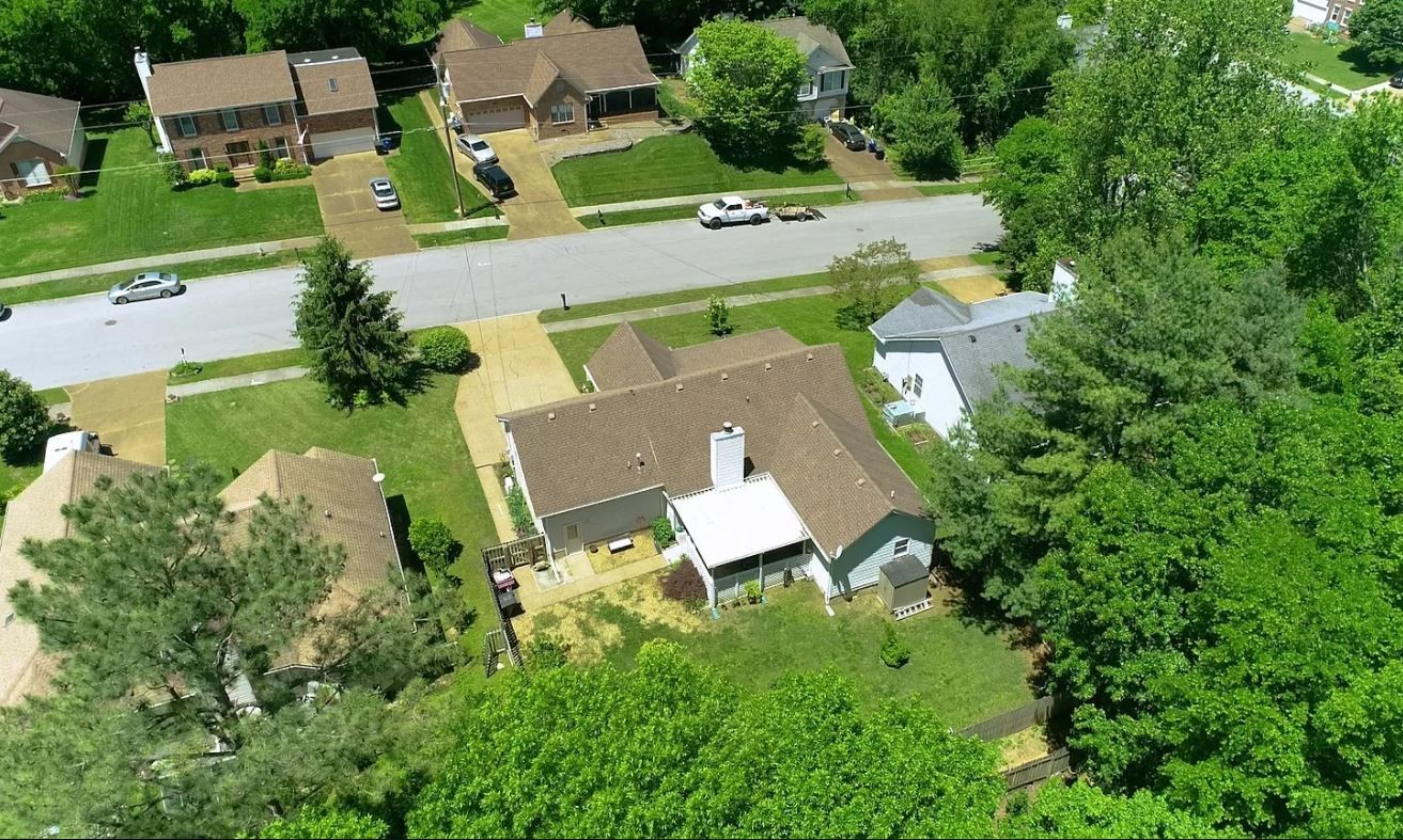 1503 Birchwood Cir Property Photo 29