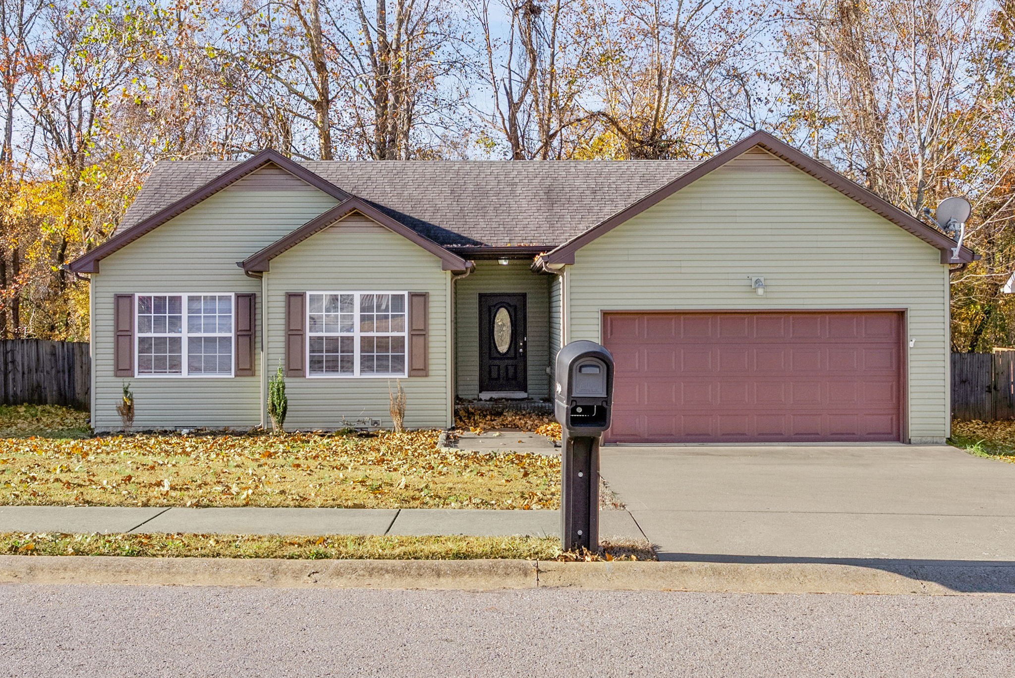 1680 Parkside Drive Property Photo 1