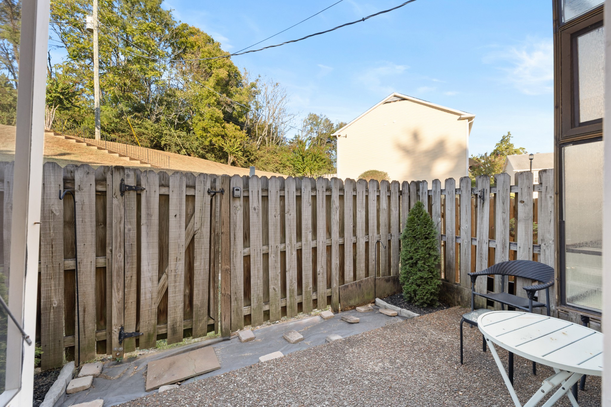 200 N Royal Oaks Blvd Property Photo 23
