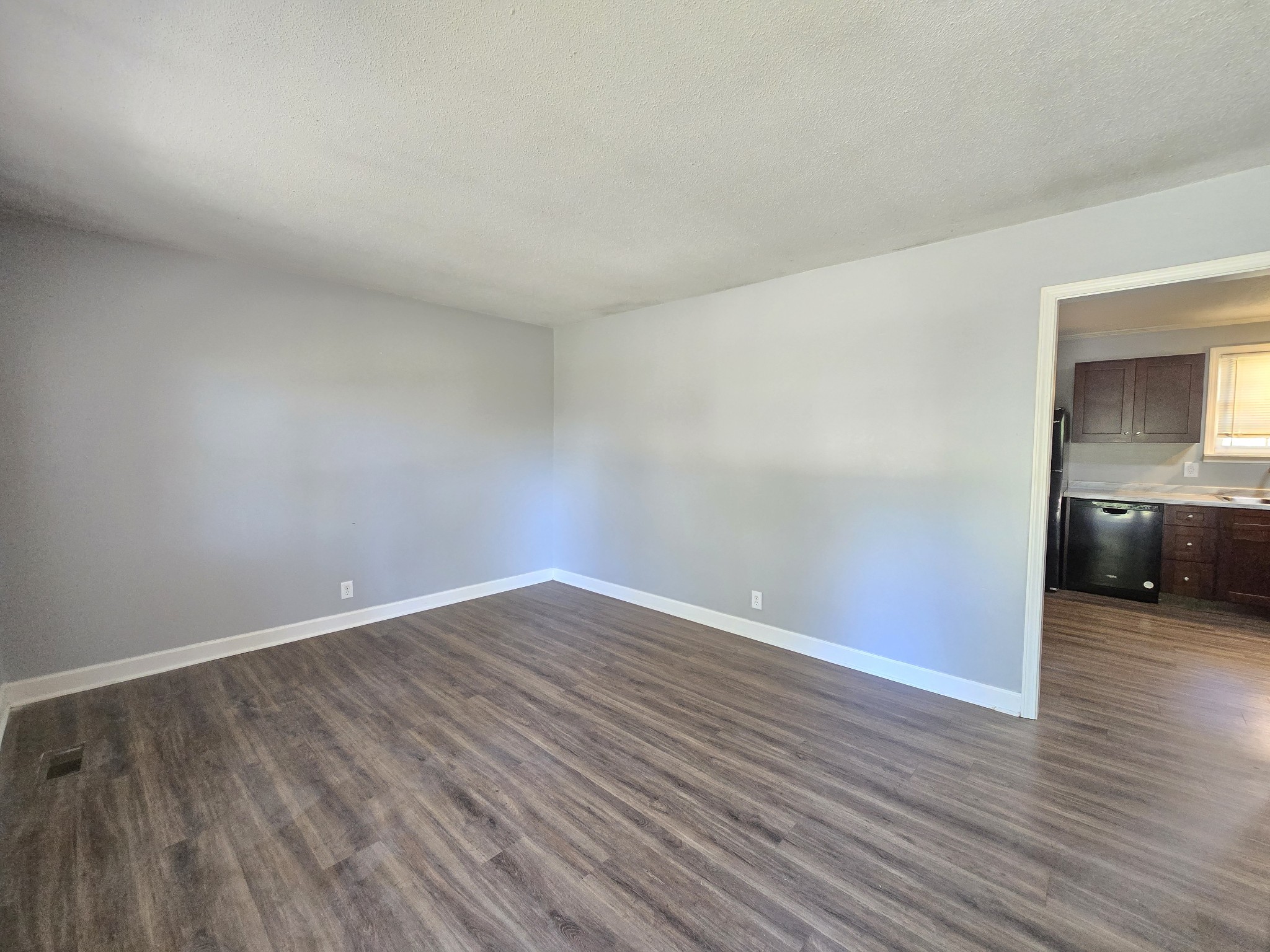 1587 Bevard Rd Property Photo 3