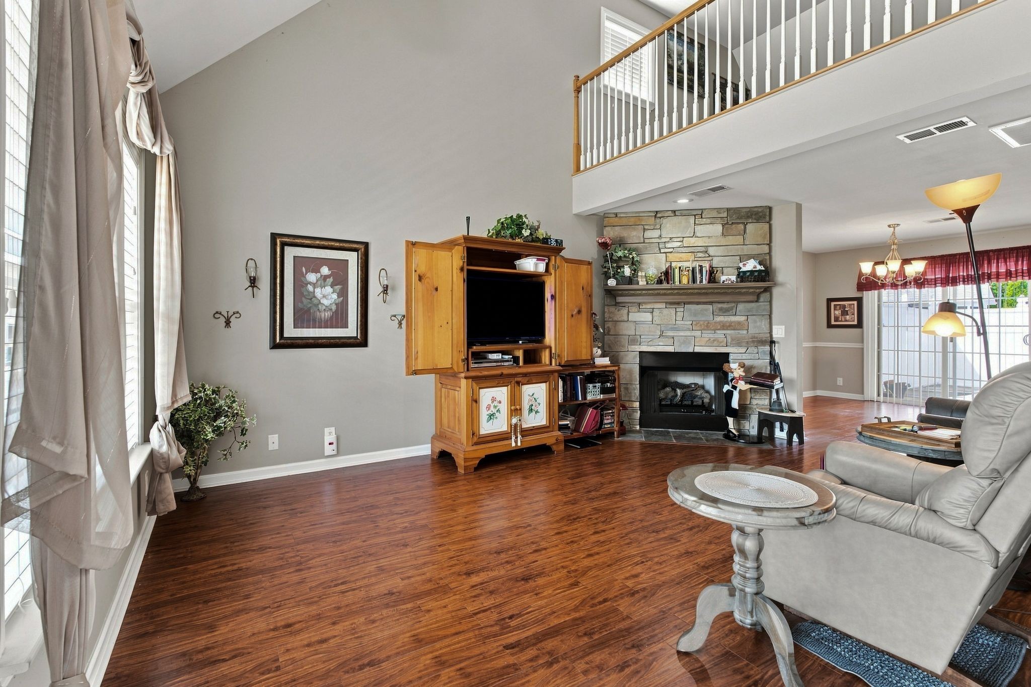 103 Shore Dr Property Photo 5