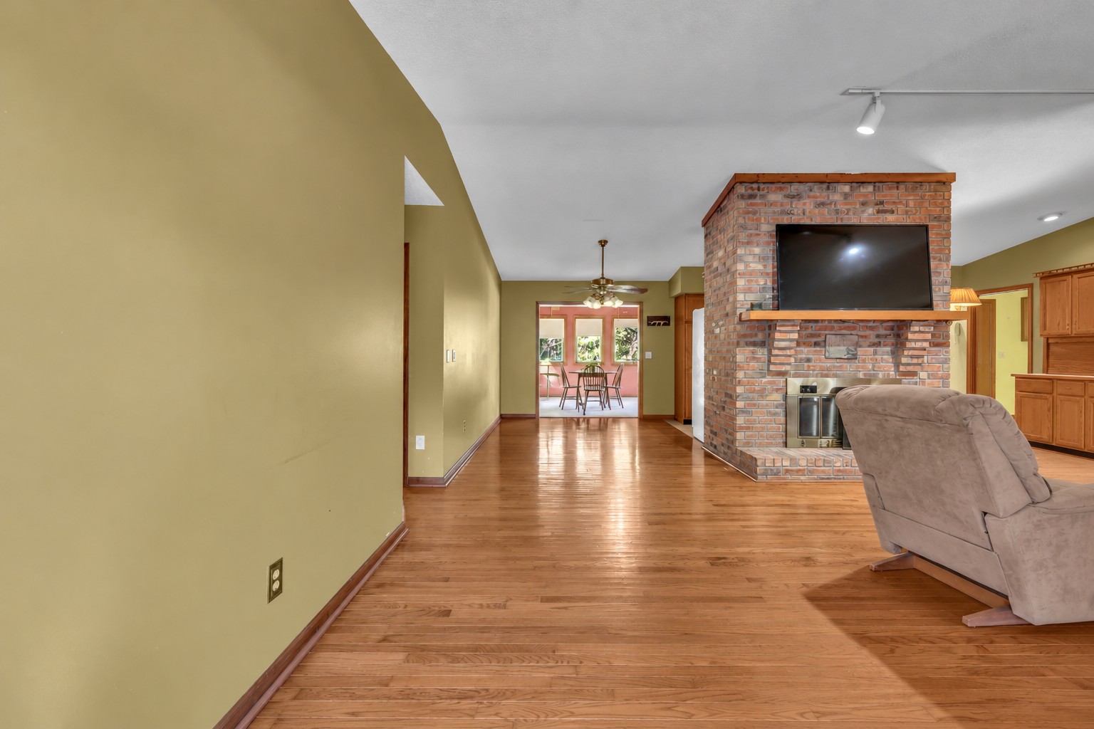 35 Boat Dock Rd Property Photo 5