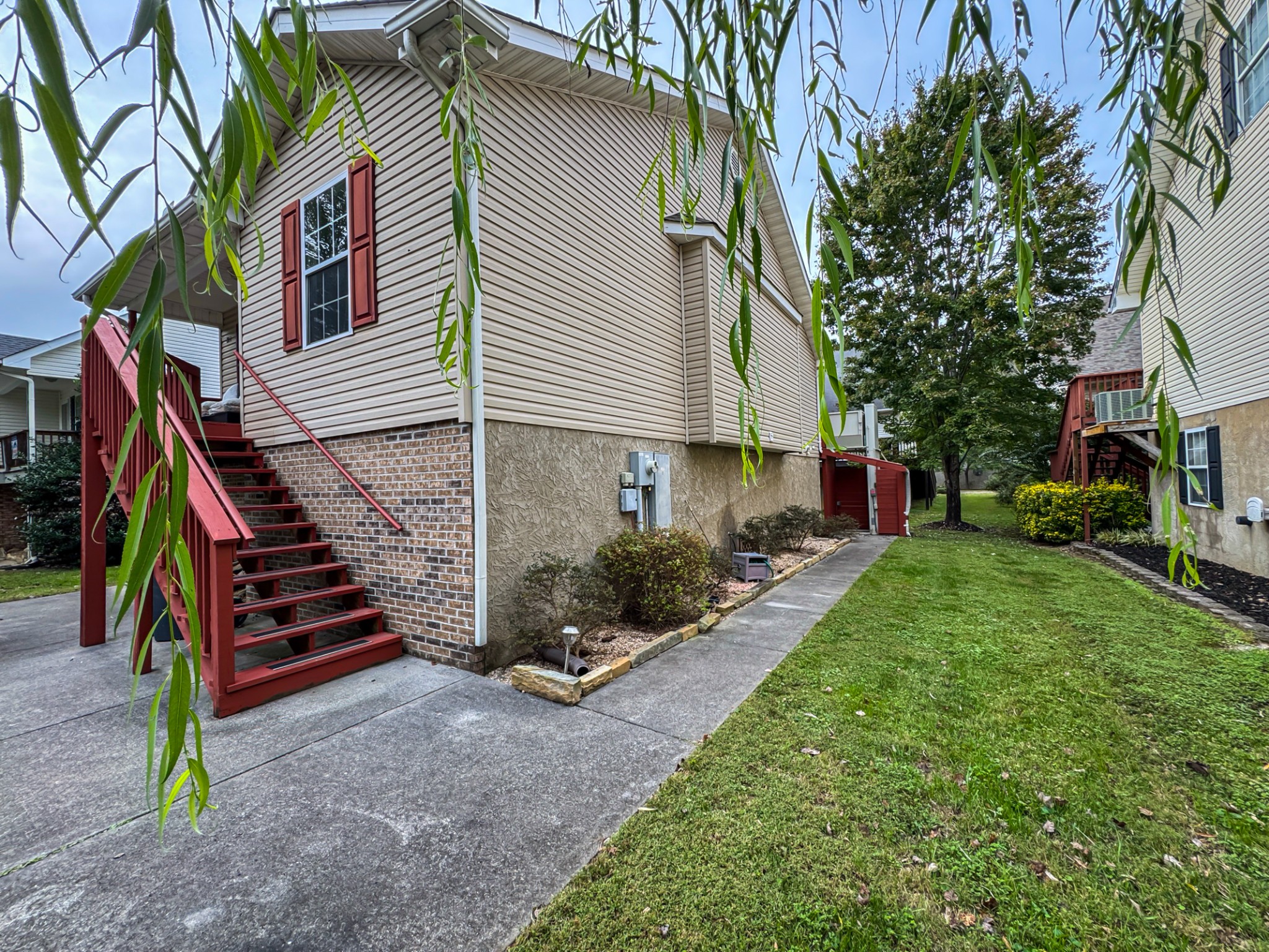 851 Plantation Dr Property Photo 3