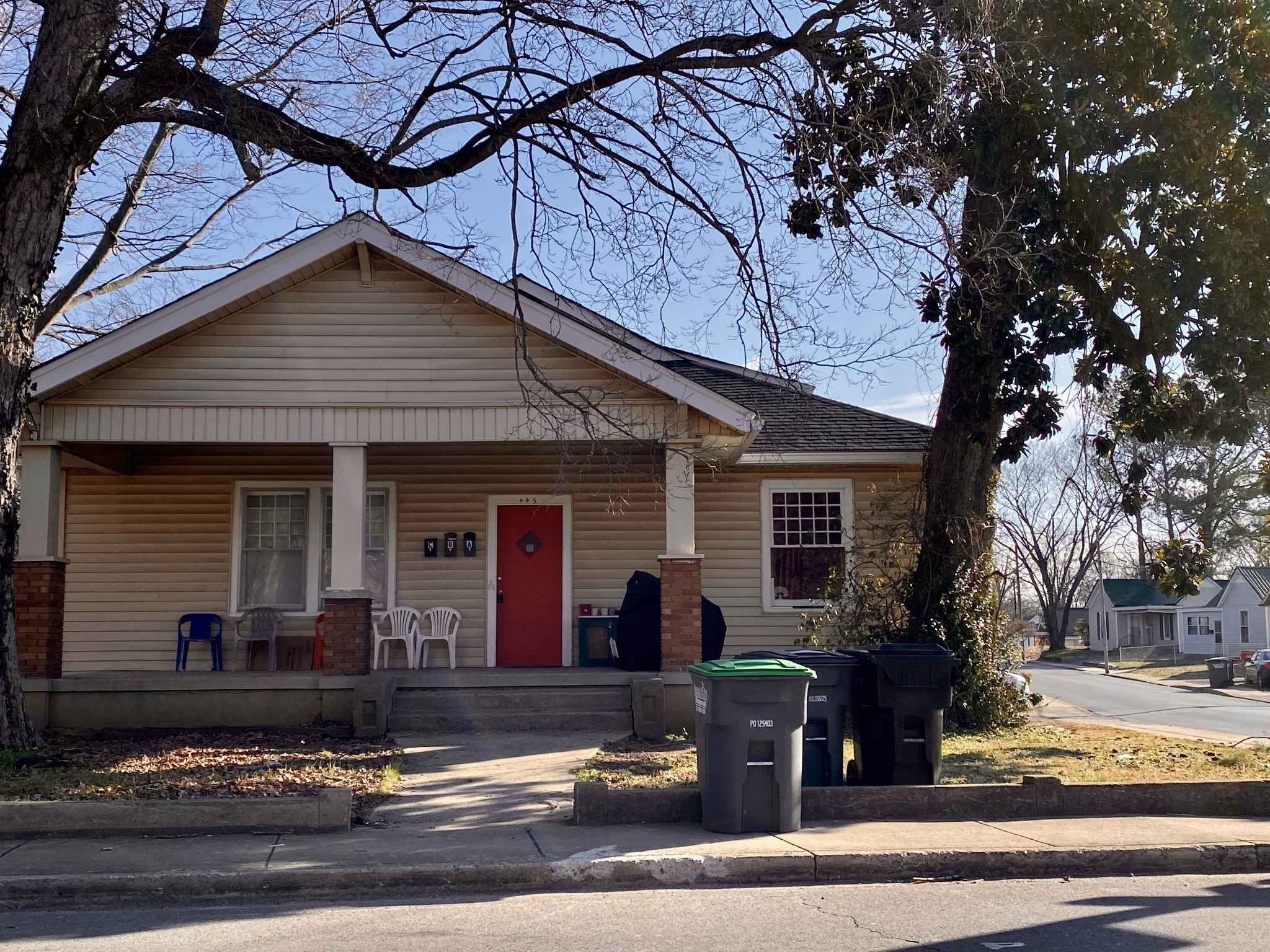 445 Greenwood Ave Property Photo 1