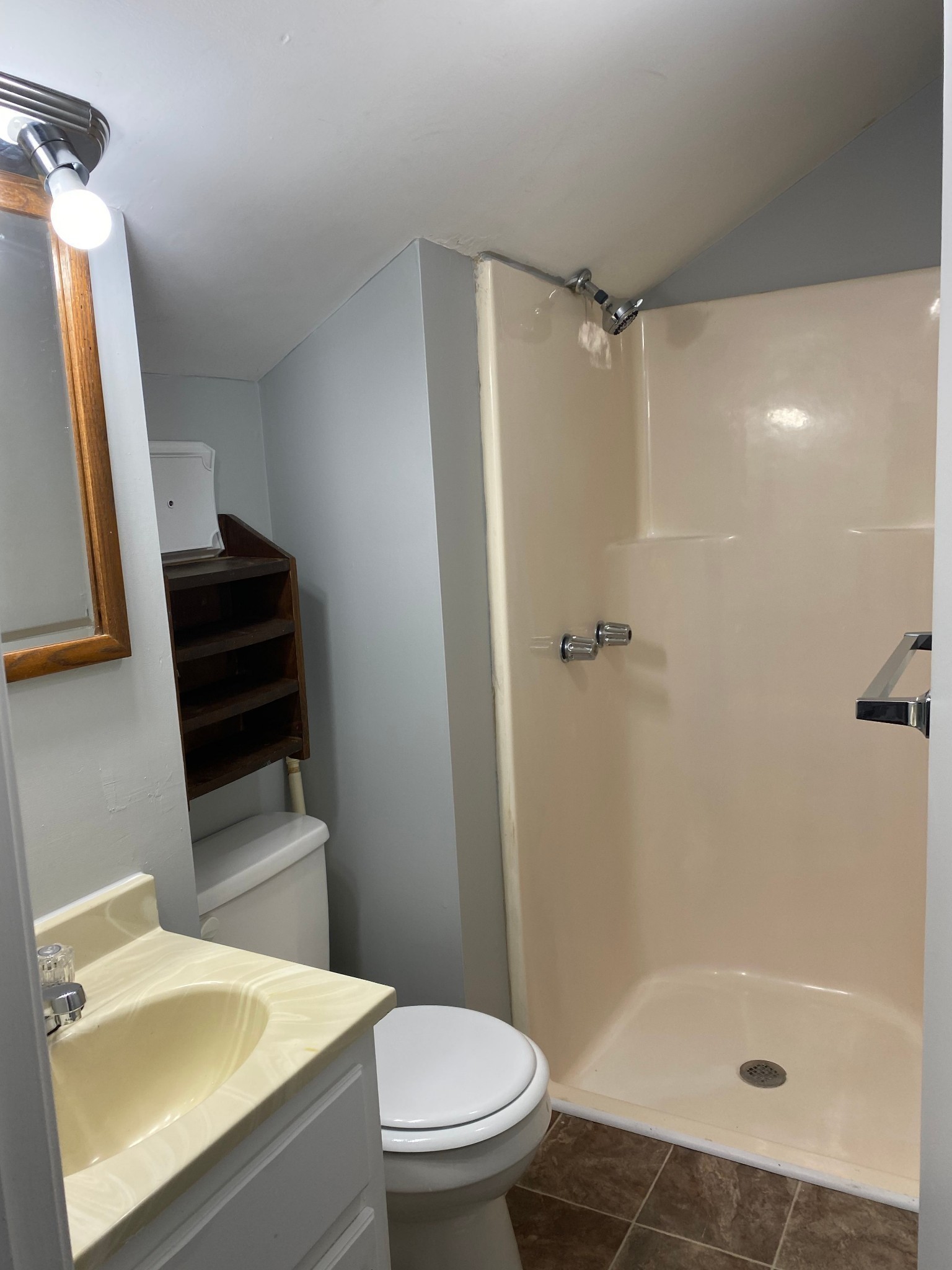 445 Greenwood Ave Property Photo 11