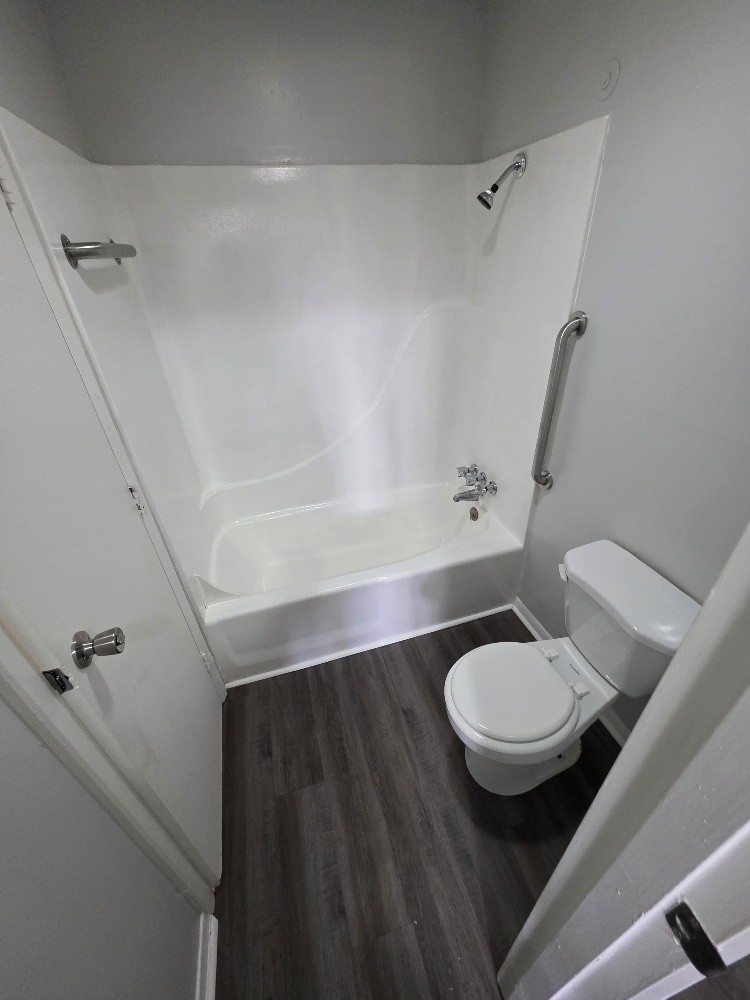 1043 Harold Dr Property Photo 12