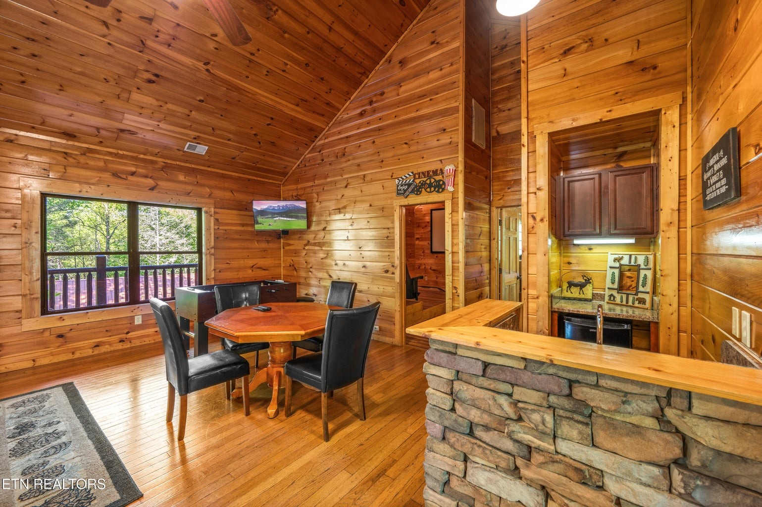 1820 Elk Springs Way Property Photo 15
