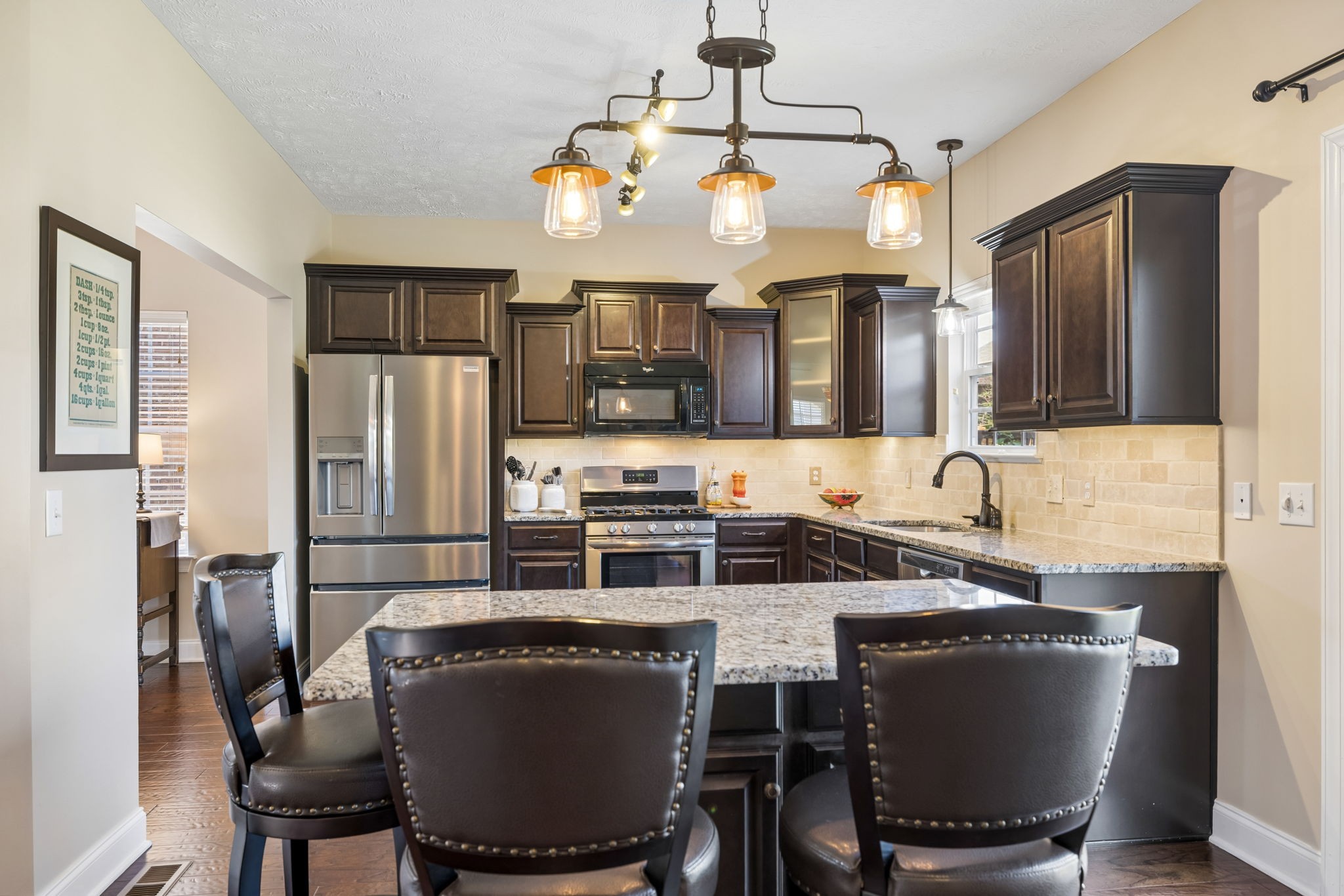 7708 Sunbar Ln Property Photo 10