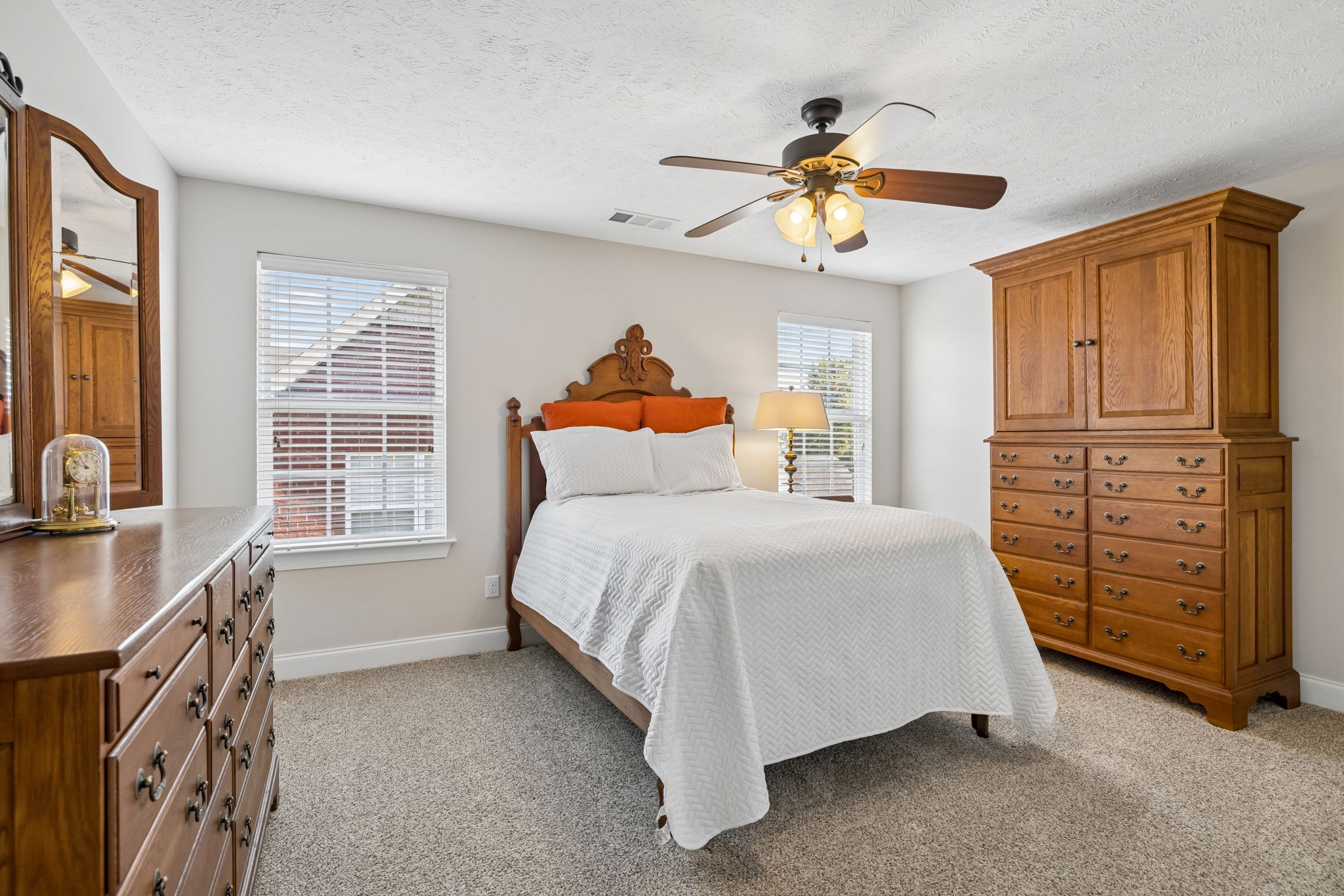 7708 Sunbar Ln Property Photo 30