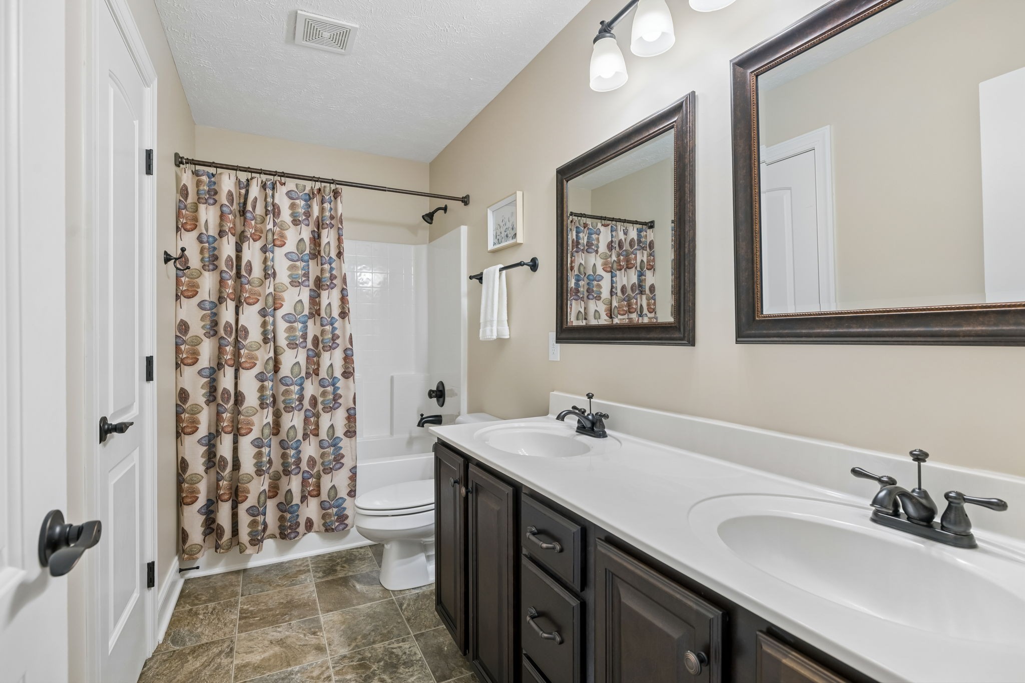 7708 Sunbar Ln Property Photo 33