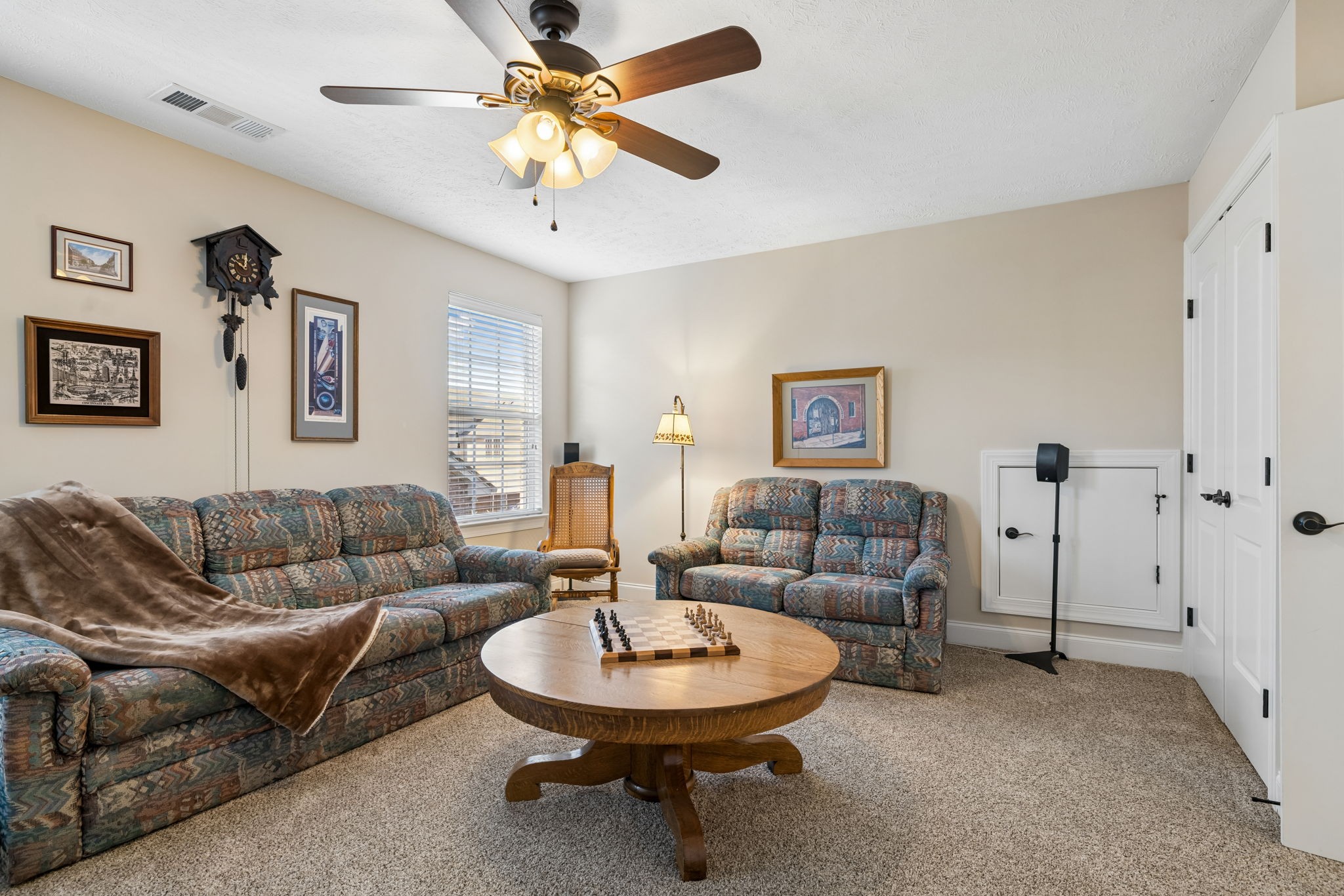7708 Sunbar Ln Property Photo 35