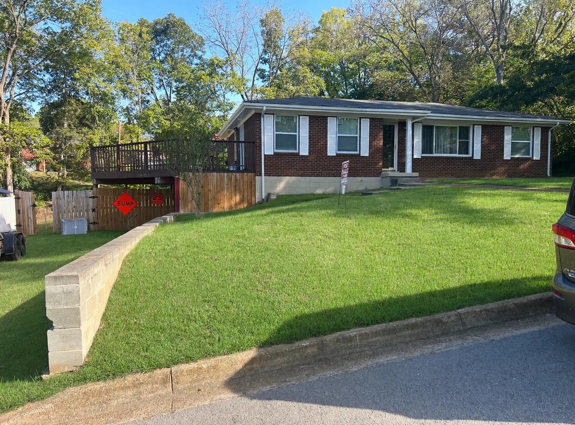 1060 Forrest Dr Property Photo 1