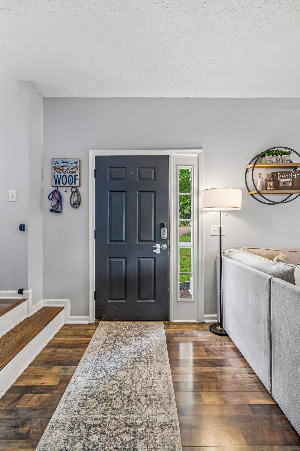 811 Raleigh Ct Property Photo 6