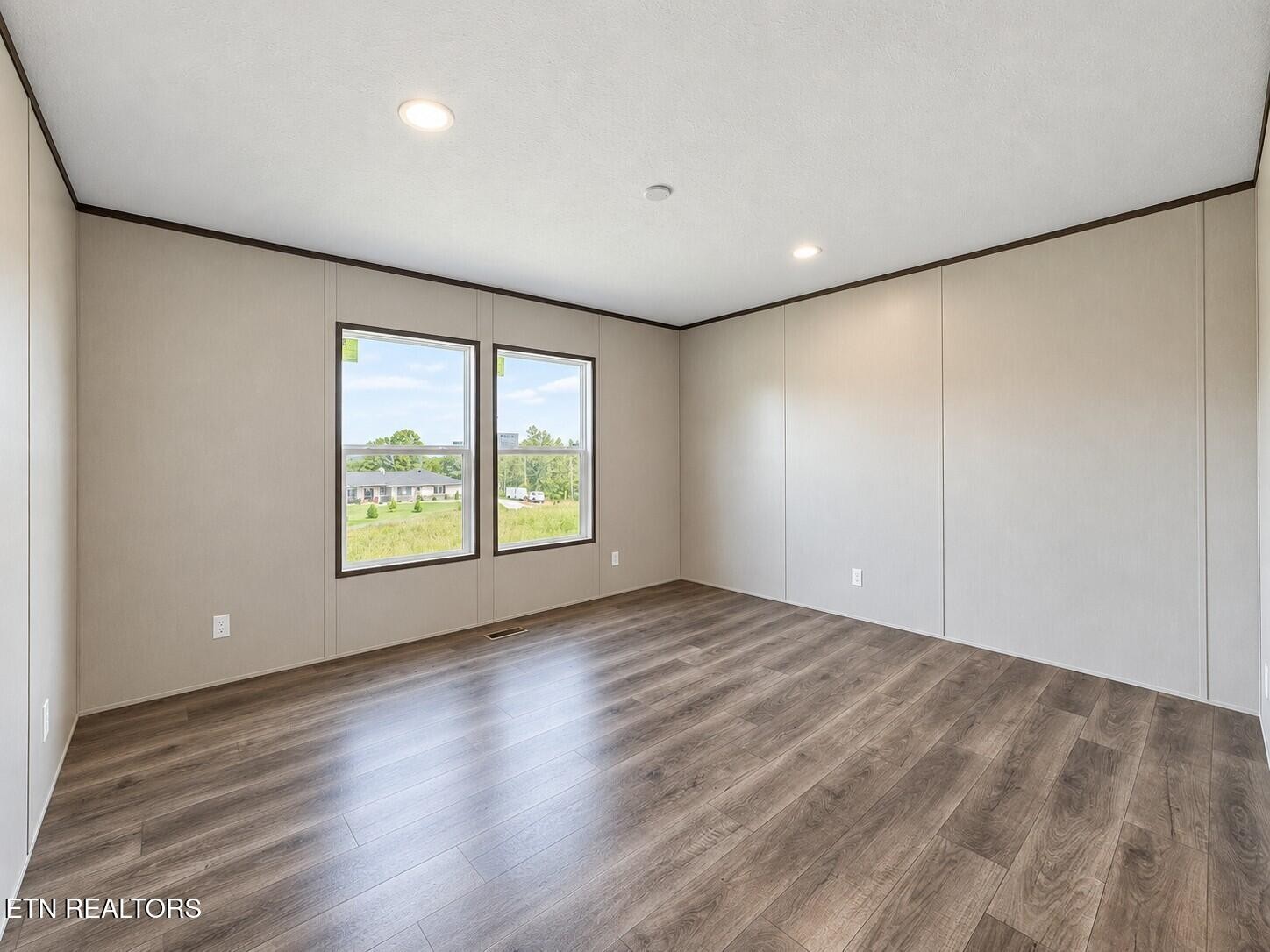 200 Laura Boling Loop Rd Property Photo 9