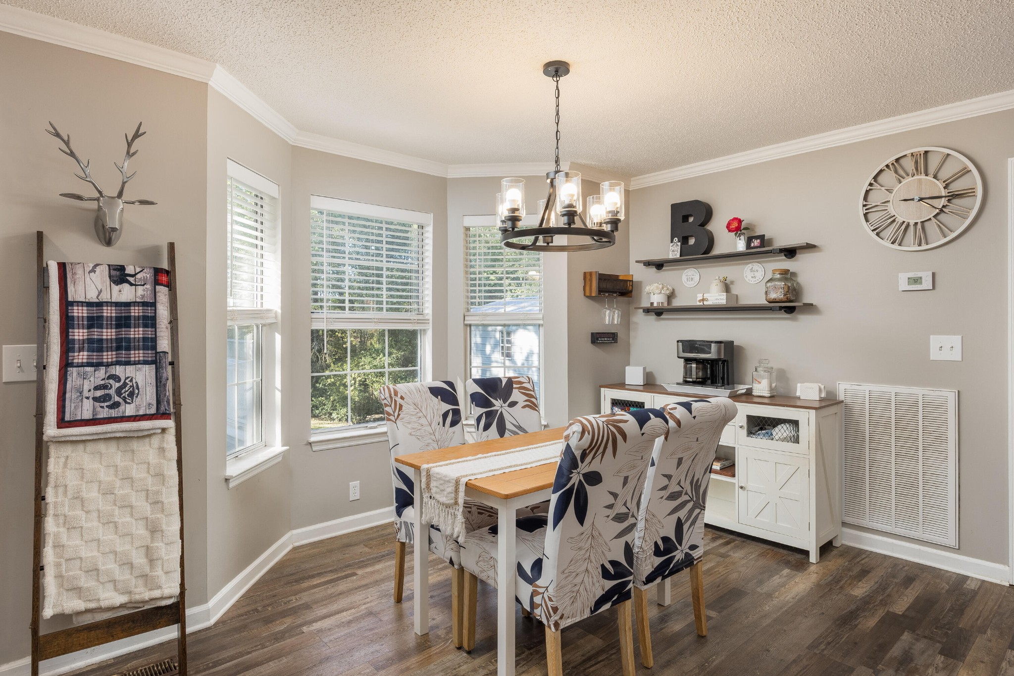 2443 Valley Hills Trail, Nw Property Photo 6