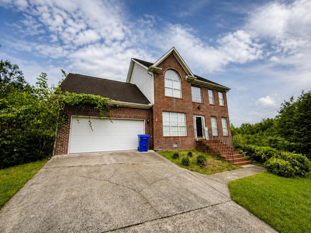 8866 Brucewood Ln Property Photo 2