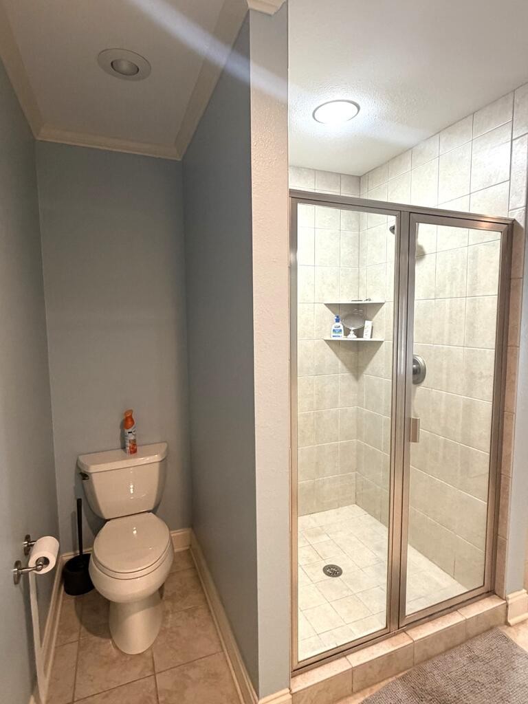 328 Breakers Bend Dr Property Photo 17