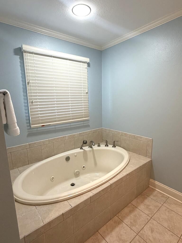 328 Breakers Bend Dr Property Photo 18