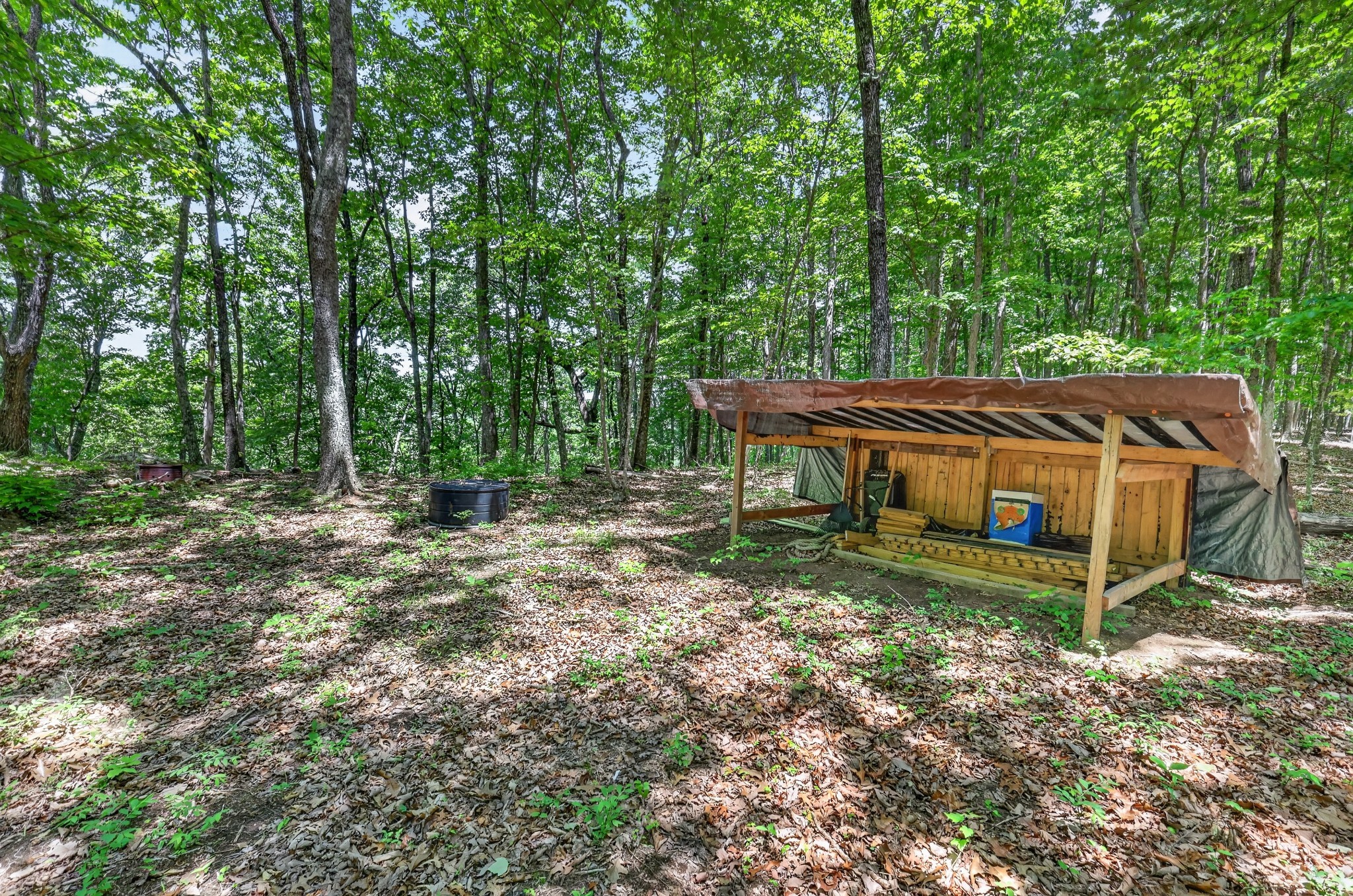 1215 Stage Coach Rd Property Photo 2