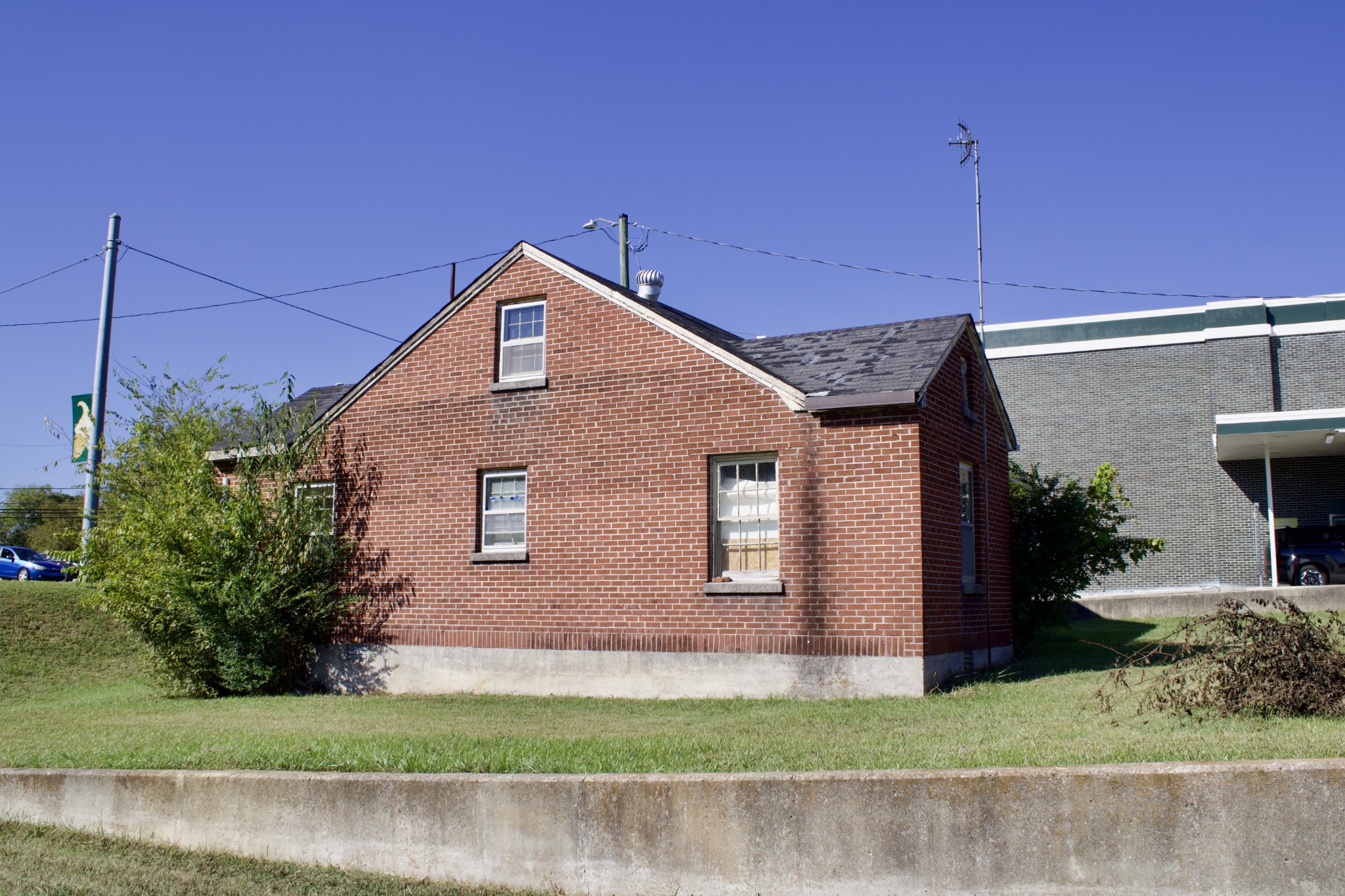 101 Upper Ferry Rd Property Photo 11