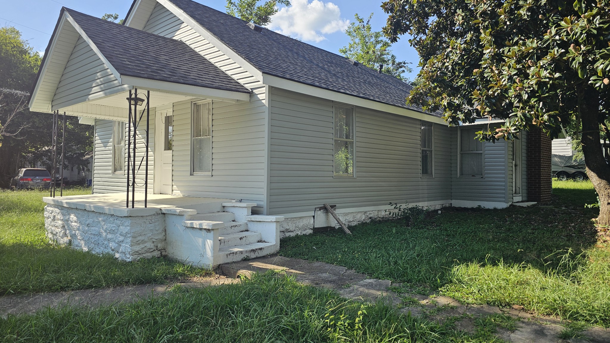 301 Kingwood Ave Property Photo 3