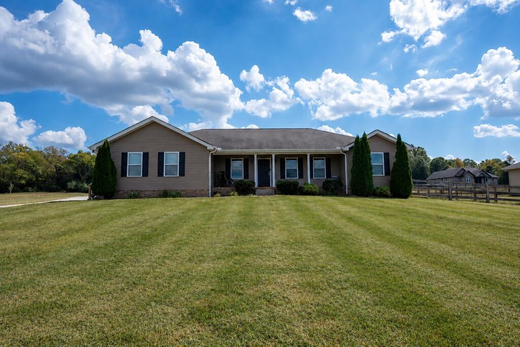 335 Goose Creek Rd Property Photo 1