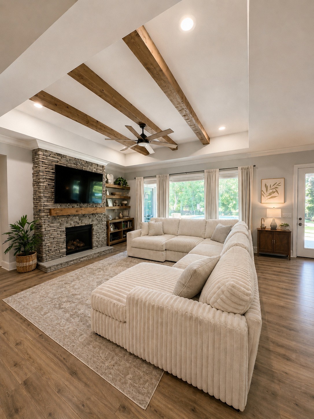 3700 Bosk Ln Property Photo 6