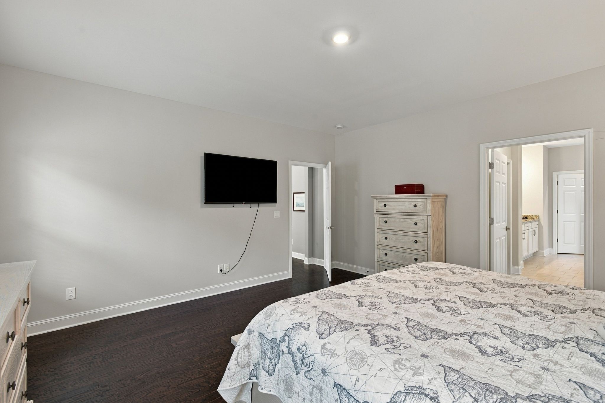 8013 Headwaters Dr Property Photo 22