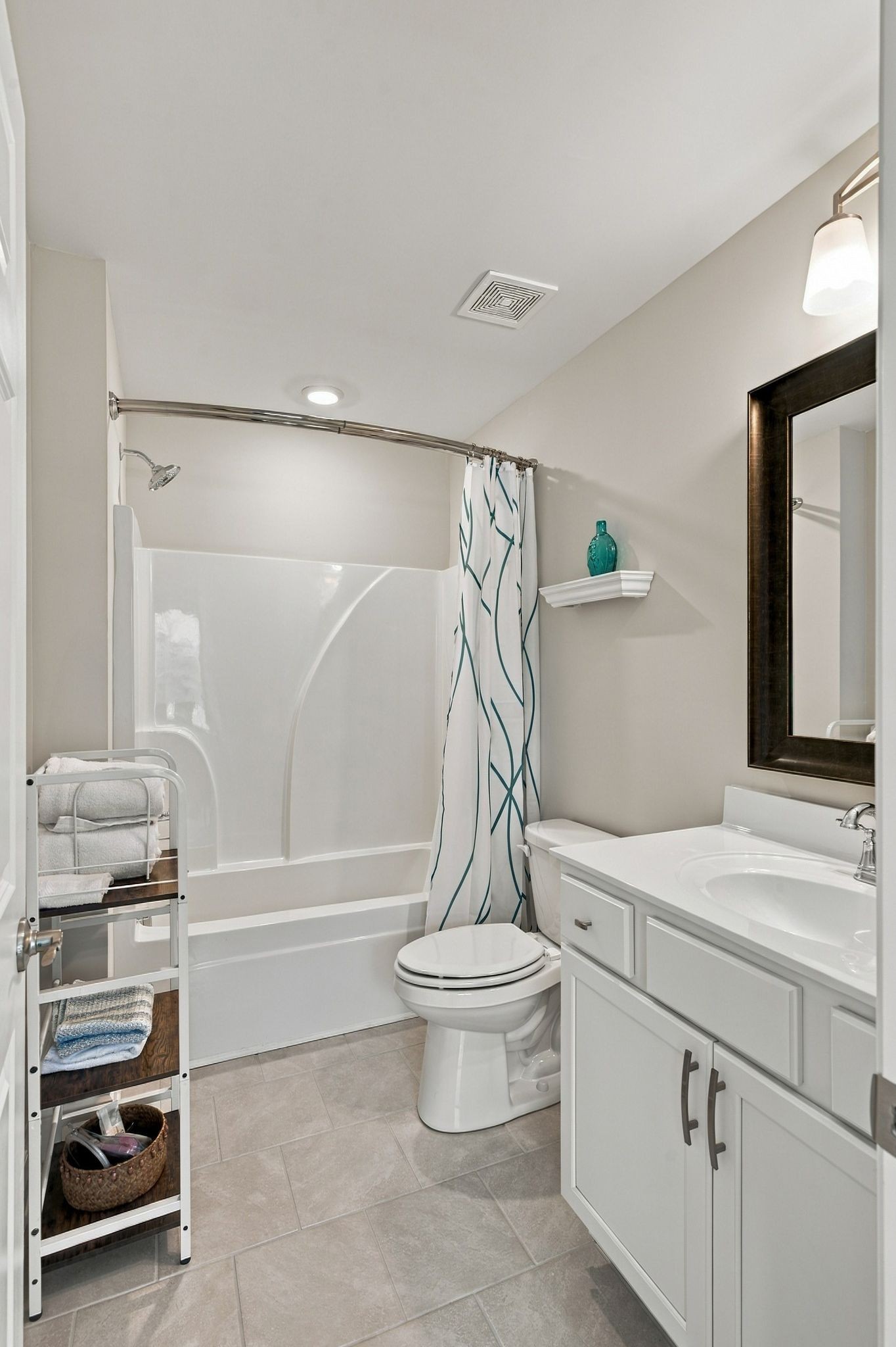 8013 Headwaters Dr Property Photo 32