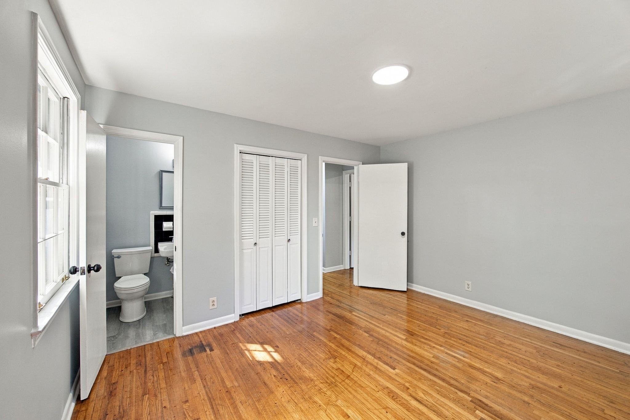1209 Woodcrest Dr Property Photo 23